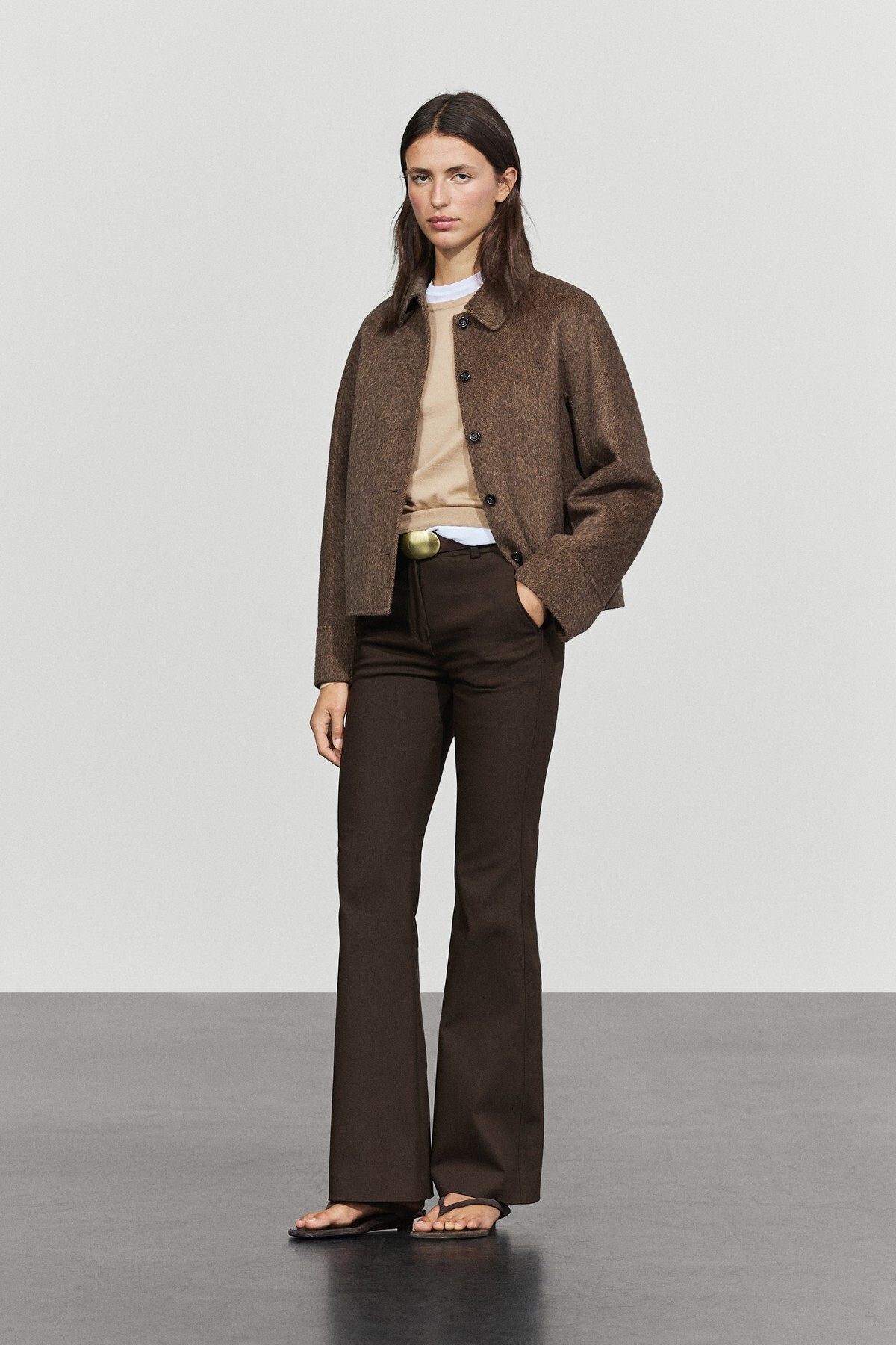 Massimo Dutti Düğme detaylı kısa kaban görsel 4