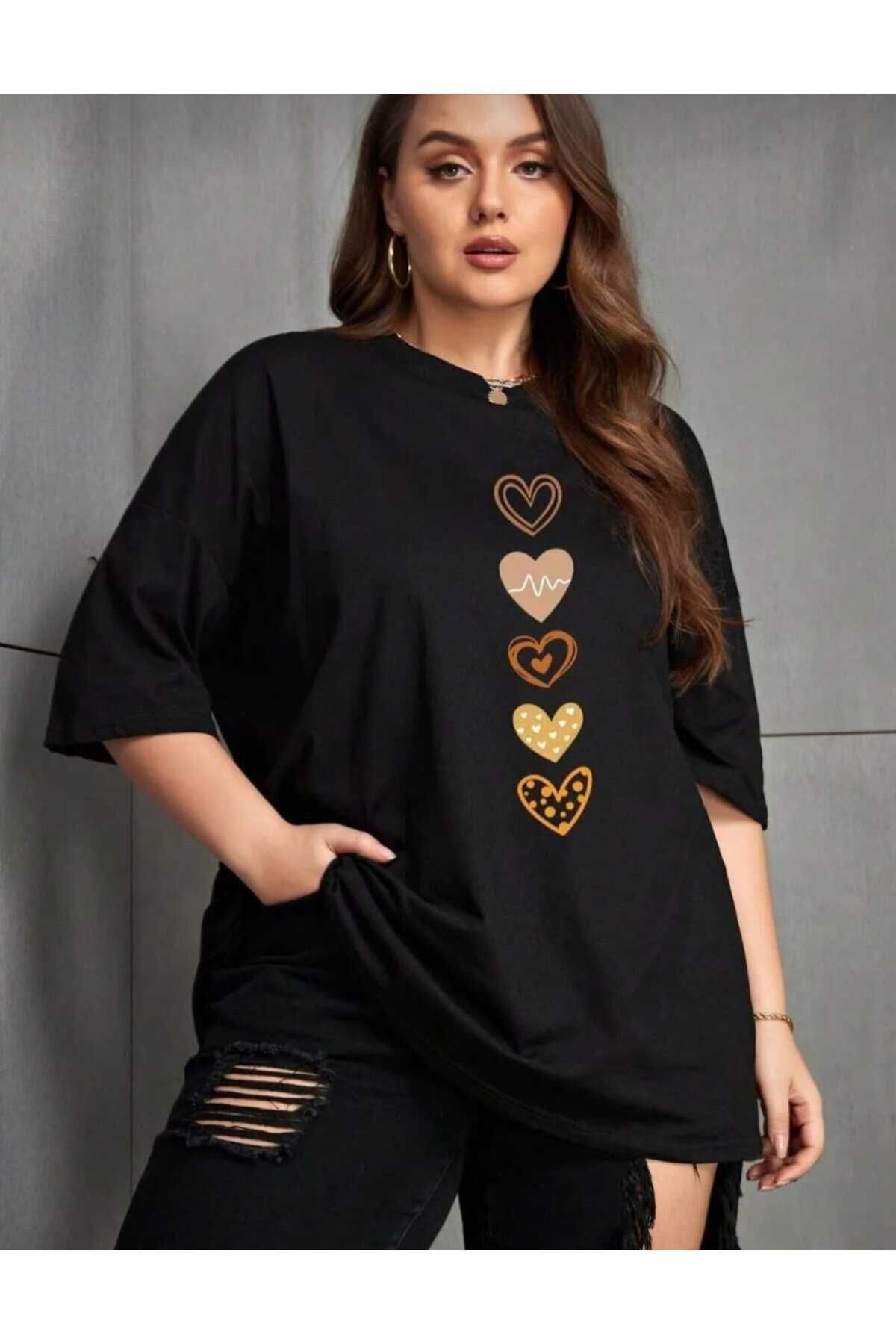 Palo Santo WOMEN 'S PLUS SIZE HEART PRINTED T-SHIRT