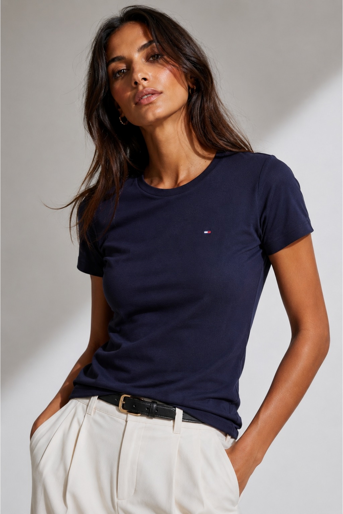 Tommy Hilfiger Solid Colored 100% Cotton Slim Fit Crewneck T-Shirt - Favourite