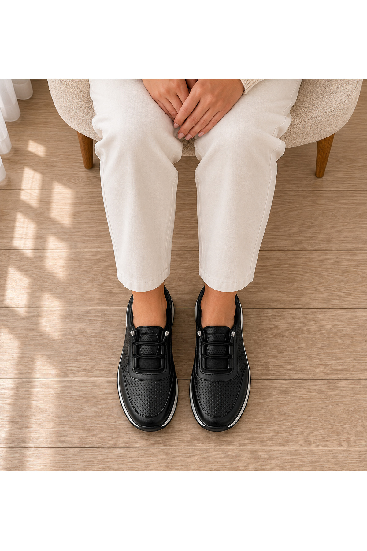 Cooka Shoes Siyah Delikli Günlük Kadın Ayakkabı Ortopedik Taban Hafif Rahat Sneaker