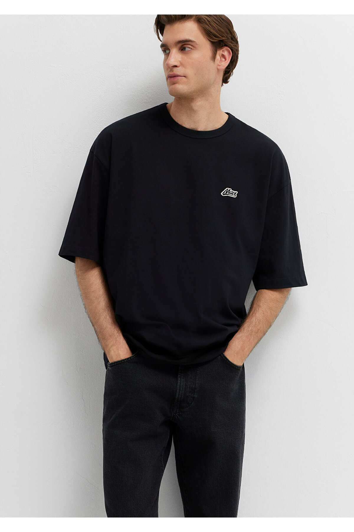 Mavi Patch Logo Embroidered Black T-Shirt Oversize / Wide Cut 0613503-80022