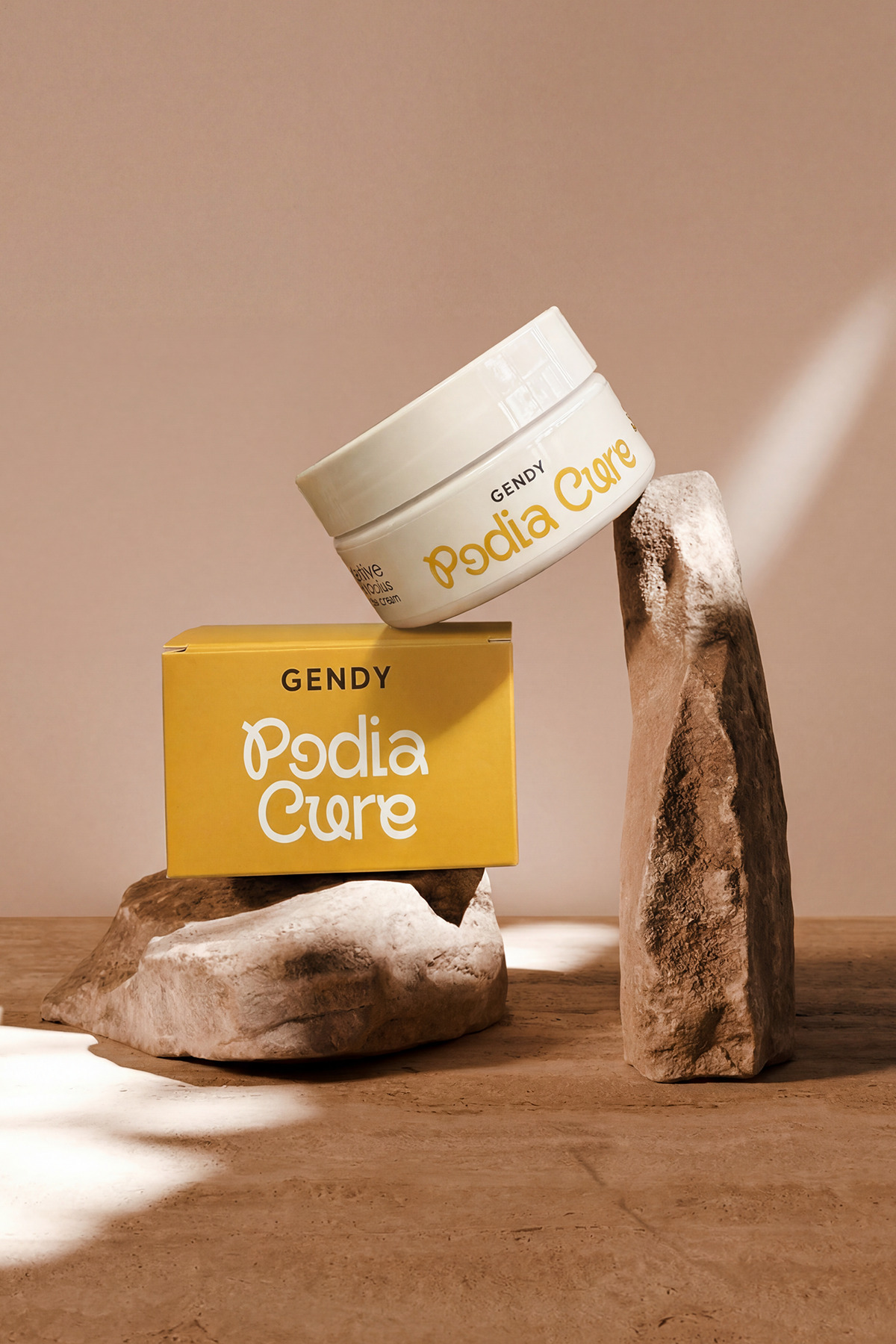 Podia-Cure - %10 Üre & Çay Ağacı Yağlı, Koku ve Mantar Karşıtı Ayak ve Topuk Çatlak Kremi 150 ML — GENDY-KRM-POC — تصویر 5 از 5