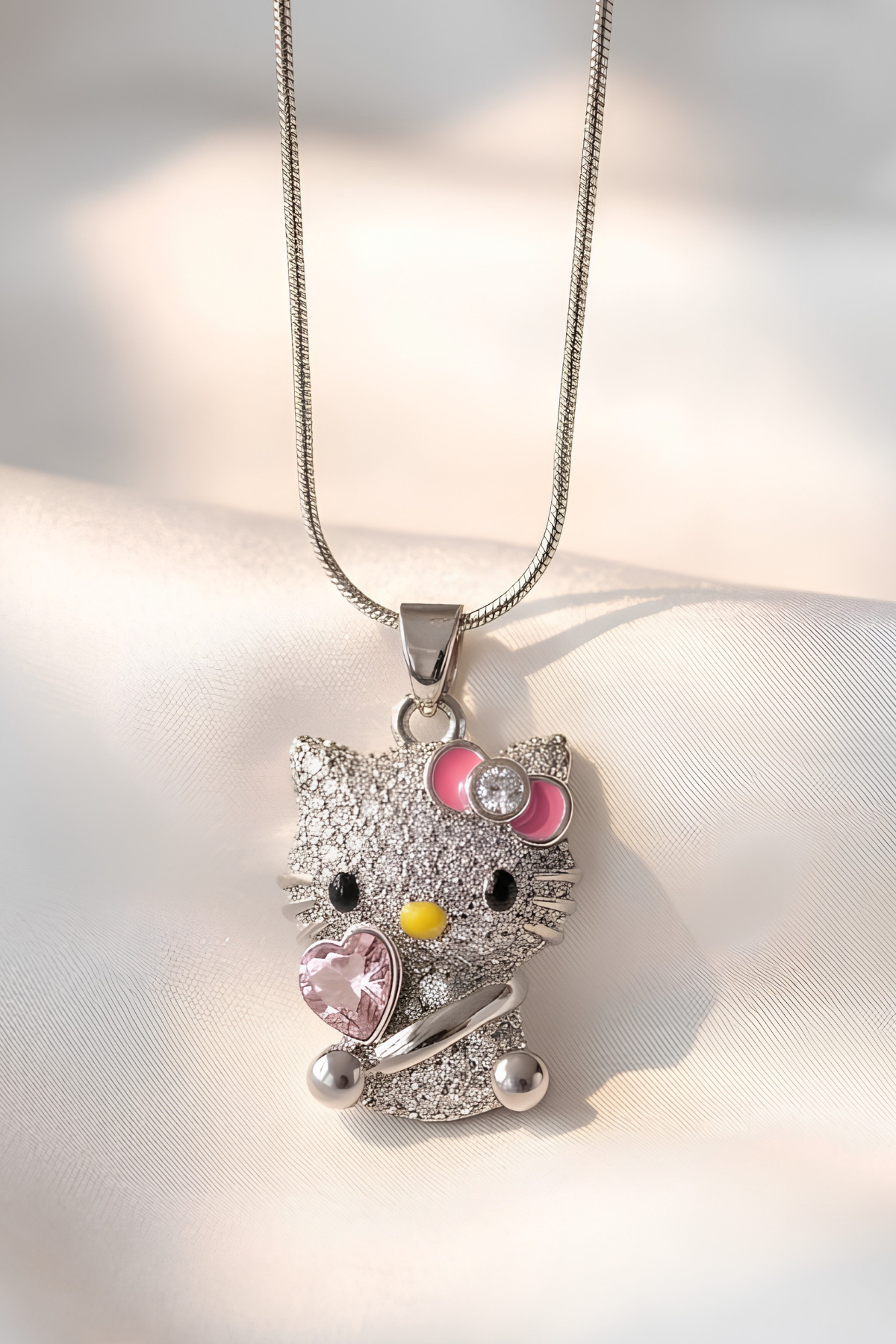 Elifsu Jewelry Hello Kitty Parıltılı Zirkon Taş Detaylı Çelik Kolye