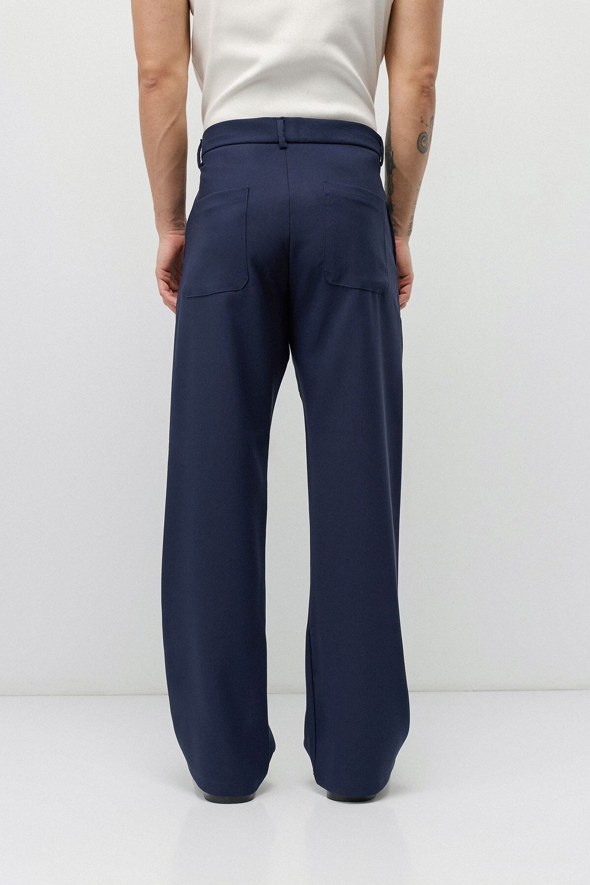 Yüksek Bel Relaxed Wide Leg Kumaş Pantolon Lacivert — سرمه‌ای V80-53 — تصویر 4 از 8