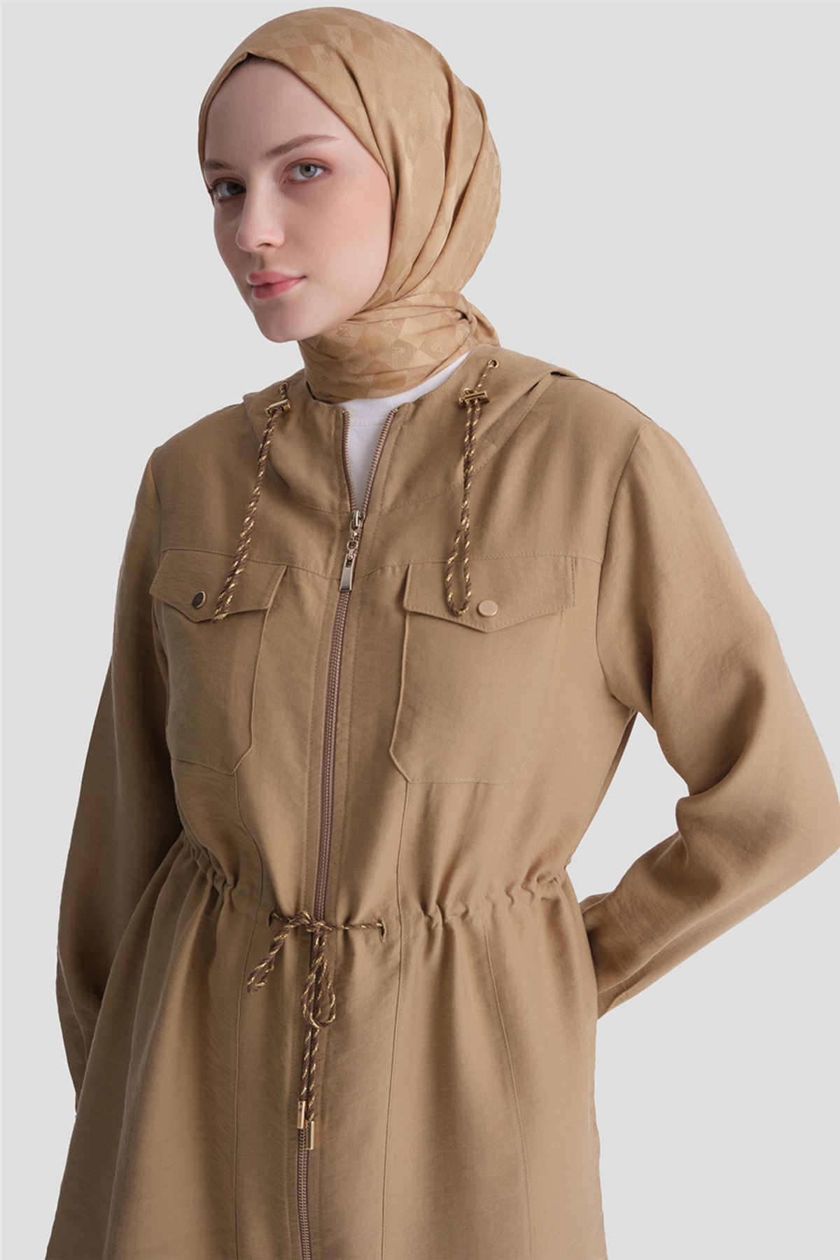 Armine Hooded Drawstring Waist Set Camel