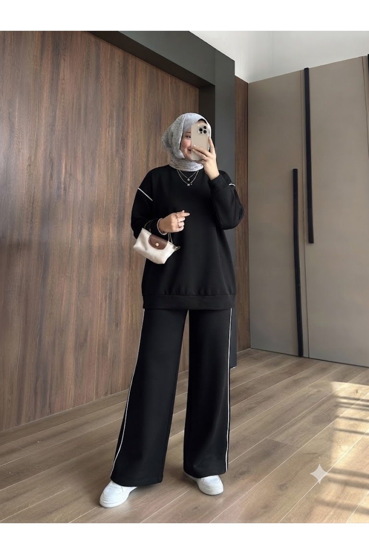 onlymoon Kadın Ara Biyeli Biye Detaylı Alt Üst Takım | Kontrast Şerit Detaylı Oversize Sweatshirt ve Bol Paça Pantolon | Rahat Kalıp Günlük Spor Şık İkili Takım