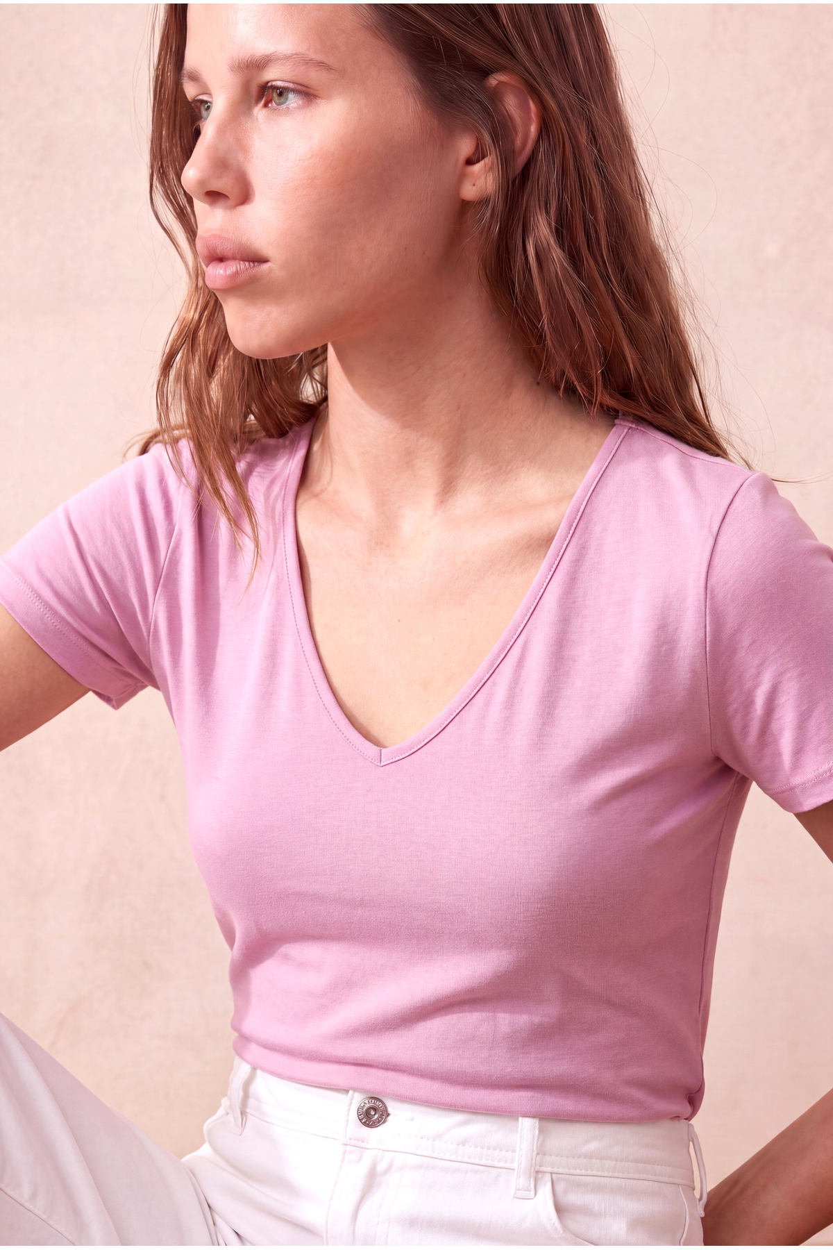 Women's Light Lilac Cotton / Elastane Blended Regular Fit V-Neck Short Sleeve T-Shirt DELANEY