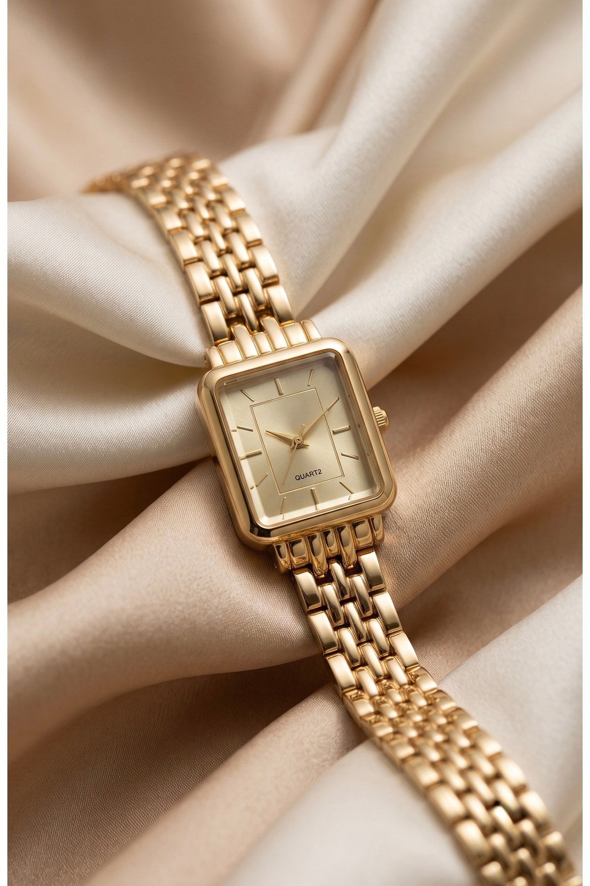 KLISHE Vintage Kadın Saat Gold Renk Dikdörtgen Kasa Çelik Saat Old Money Zarif Lüks Kadın Kol Saati | Premium Çelik Kordon | Limited Edition 2026 görsel 2