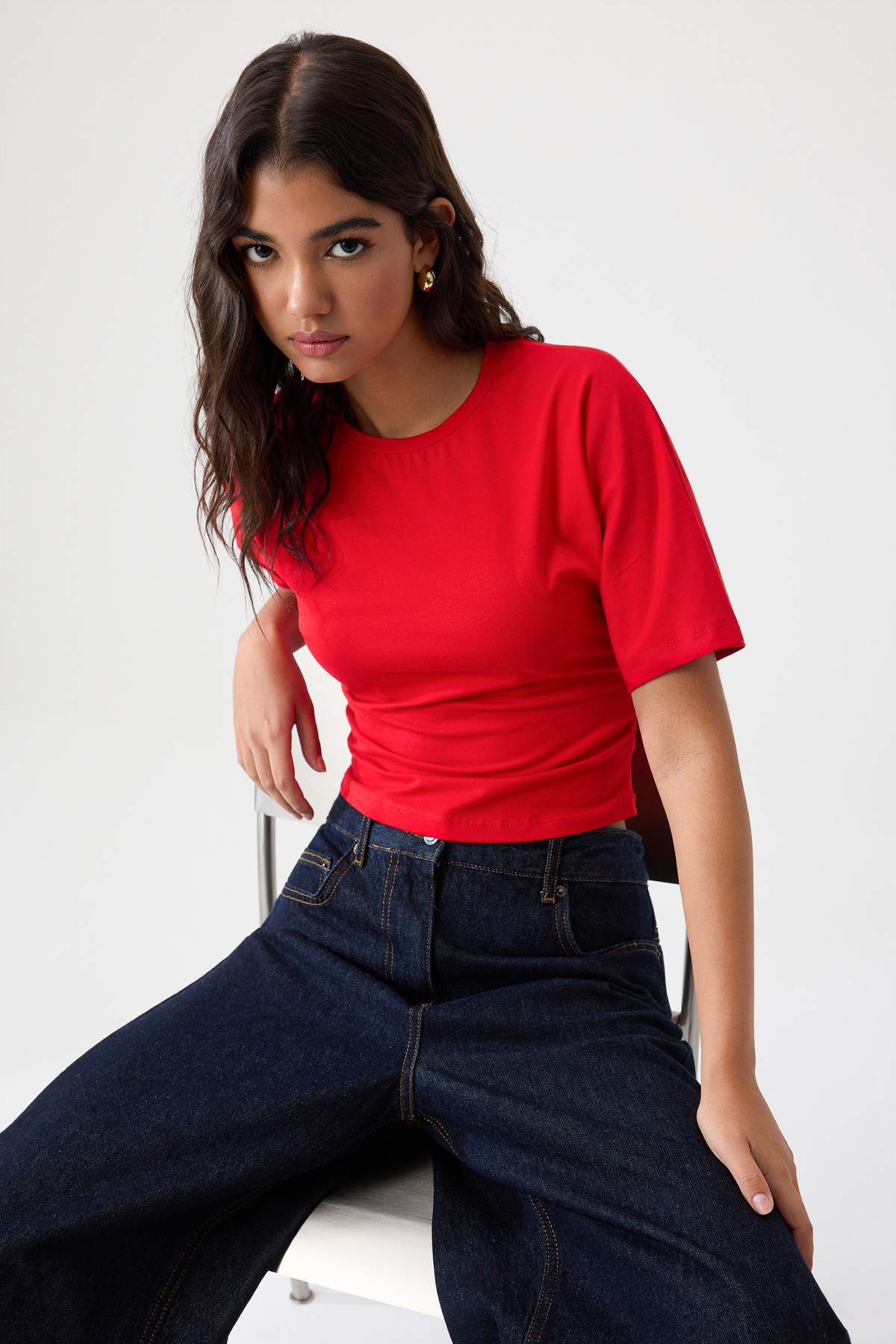 Trendyolmilla Kırmızı Düz Fitted Bisiklet Yaka Yarasa Kol Kısa Crop Pamuklu Esnek Örme T-Shirt TWOSS26TS00370