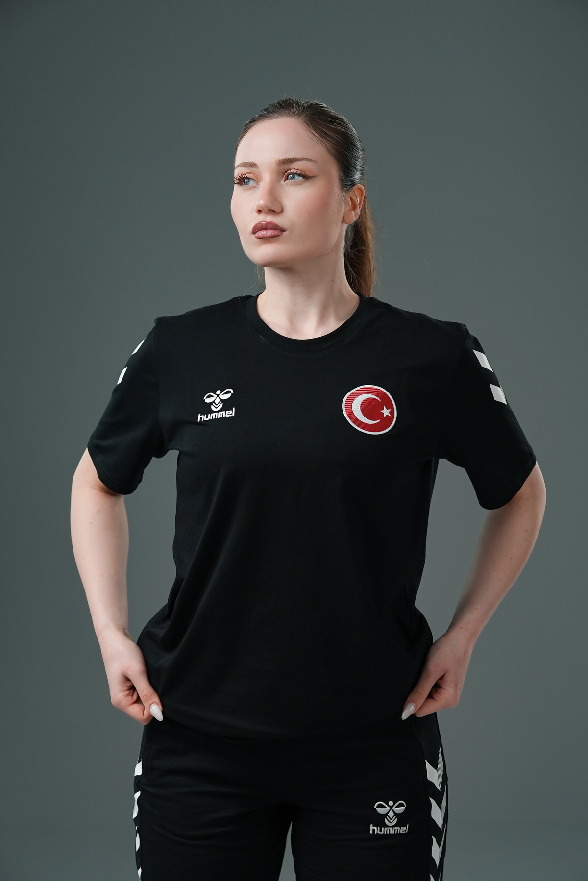 hummel Milli Takım Antrenman Tişört Siyah - Armin görsel 2