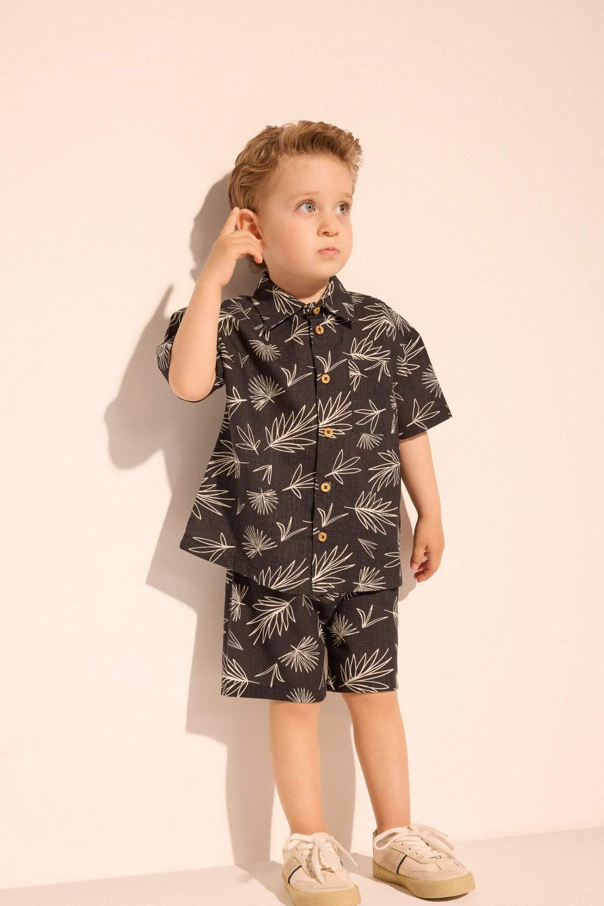 Defacto 2-Piece Set Patterned Flared Poplin Short-Sleeved Shirt Elastic Waist Shorts Baby Boy E8173A525Sm