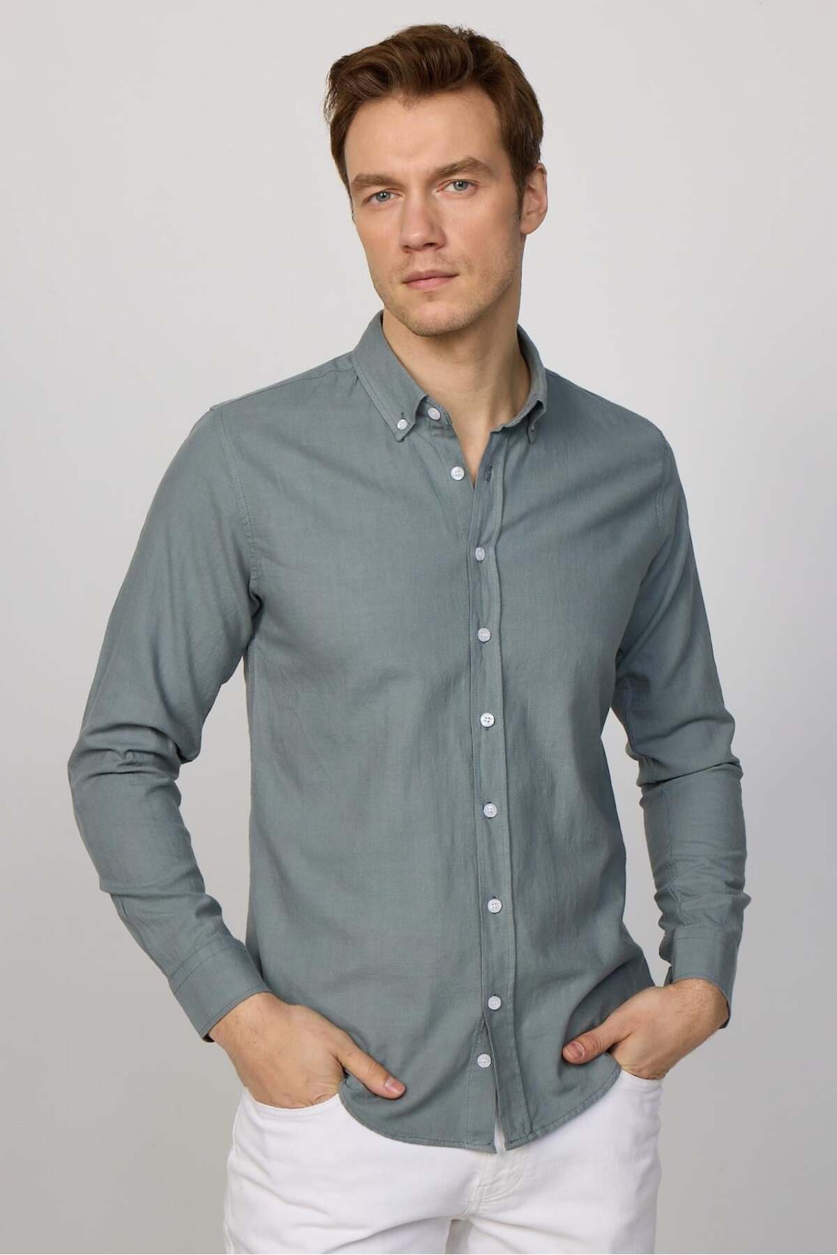Tudors Erkek Slim Fit Dar Kesim %100 Pamuk Keten Doku Düğmeli Yaka Gri Gömlek