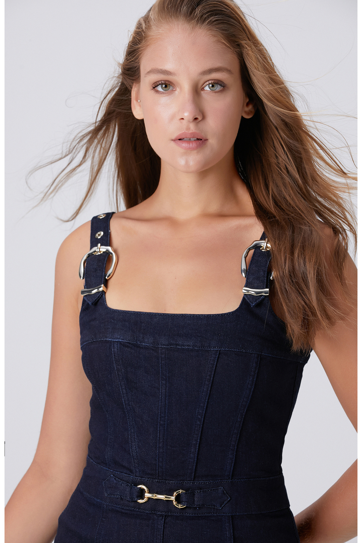 Network Koyu İndigo Mavi Toka Detaylı Mini Denim Elbise görsel 2