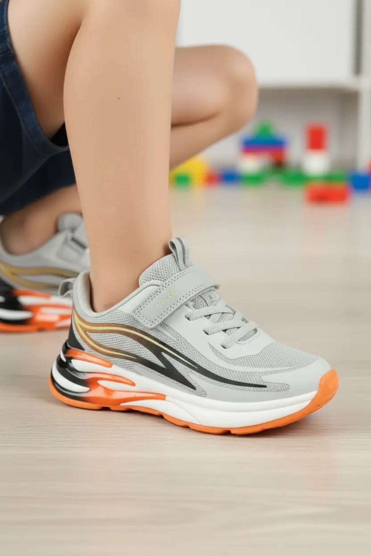 Conan Orthopedic Boy Gray Light Comfortable Sneaker