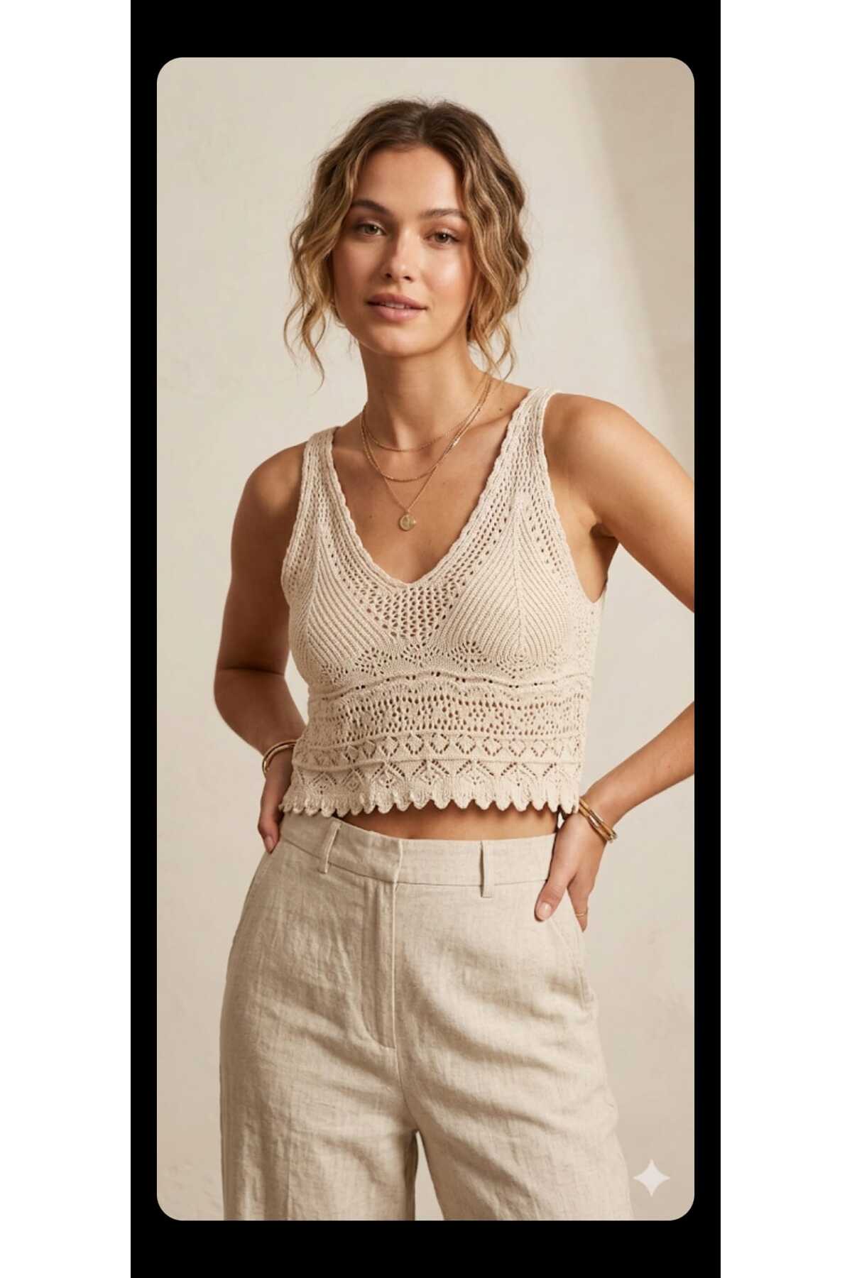 Sashaa Collection ajurlu askılı dantel detaylı crop bluz