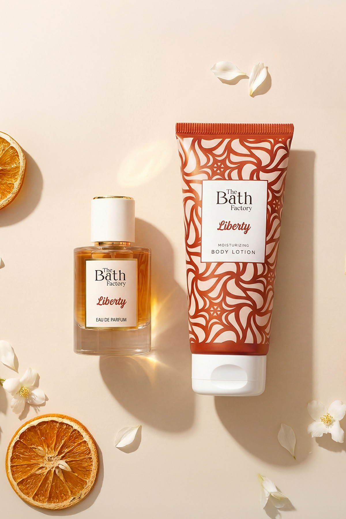 Liberty Parfüm 50 Ml + Liberty Vücut Losyonu 200 Ml Set — 12.16.41.000.013.10 — تصویر 2 از 8