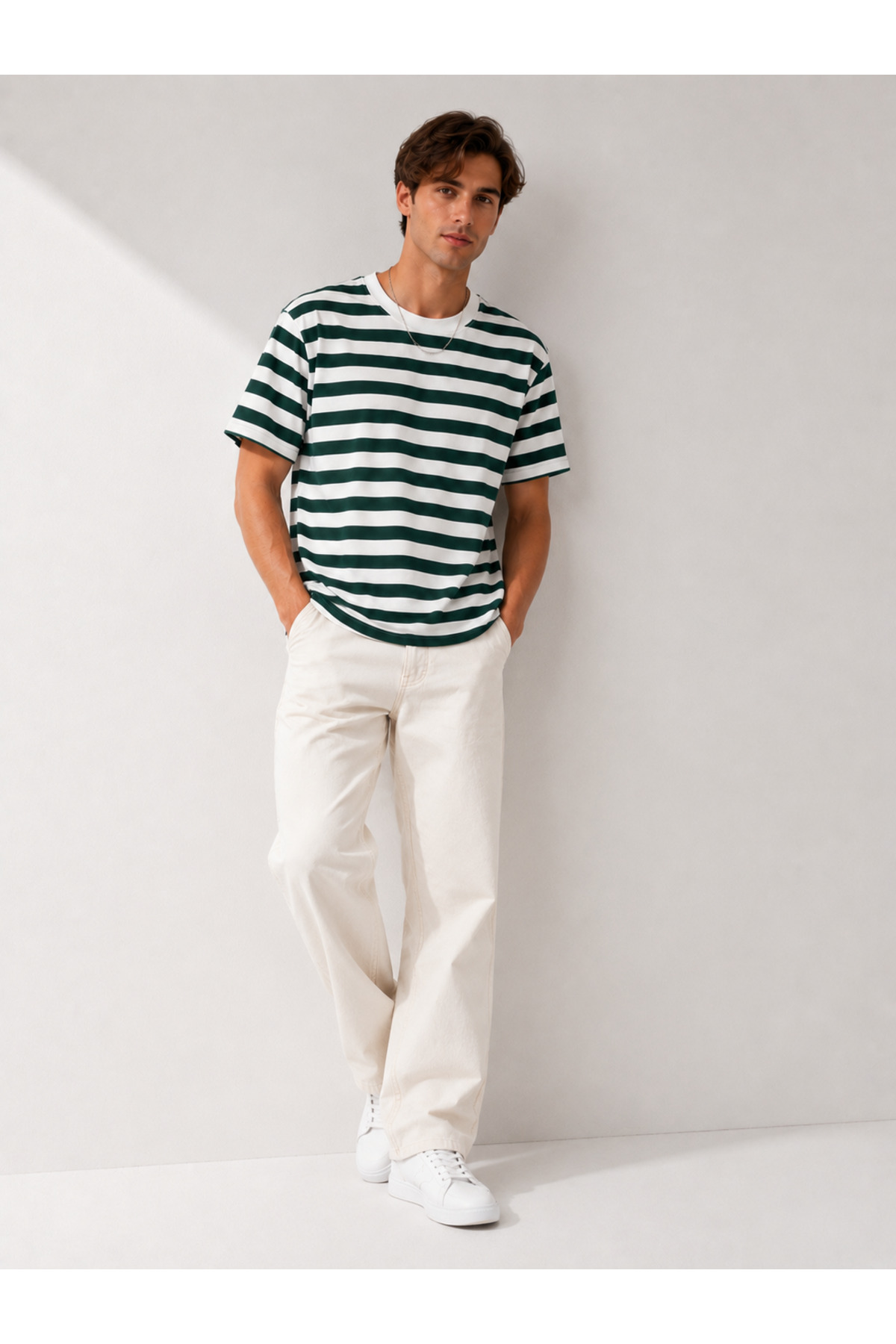 kayzn.tr  Unisex Siyah Beyaz Çizgili Oversize Basic Tişört - Görsel 3