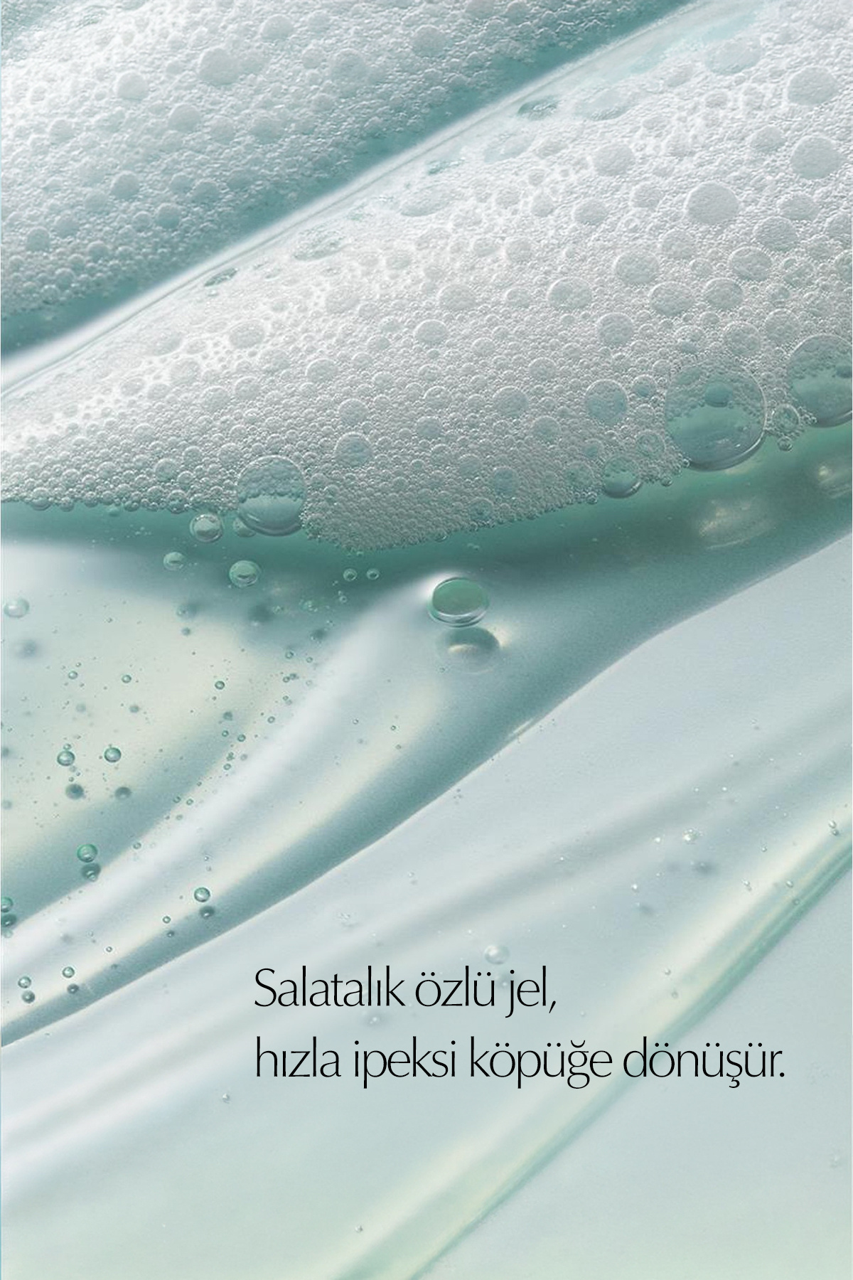 Tazeleyici Köpüren Temizleyici - DayWear Glow Boost Jel Temizleyici 125ml — GBN7010000 — تصویر 2 از 6