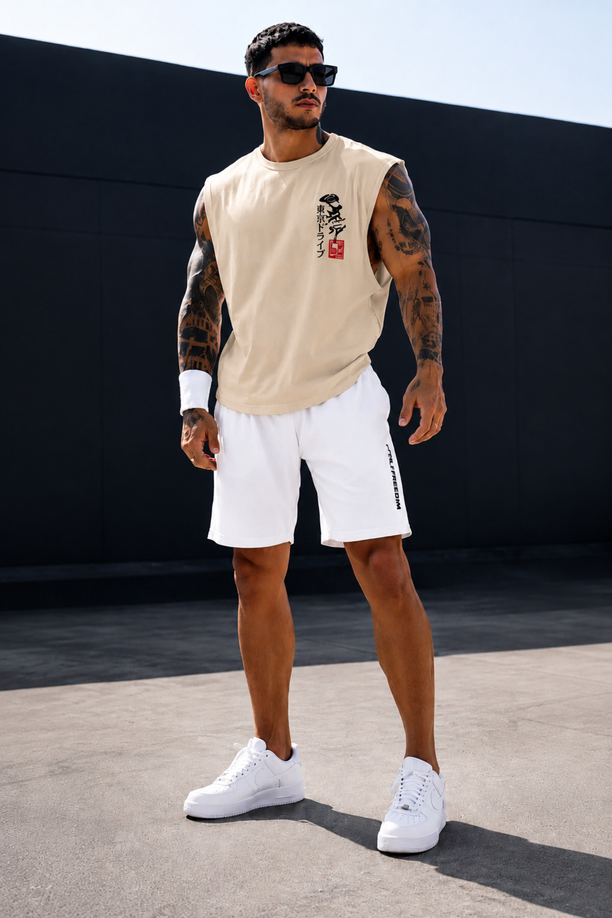 Japanese Text Calligraphy Printed Zero Sleeve Round Crew Neck White T-Shirt