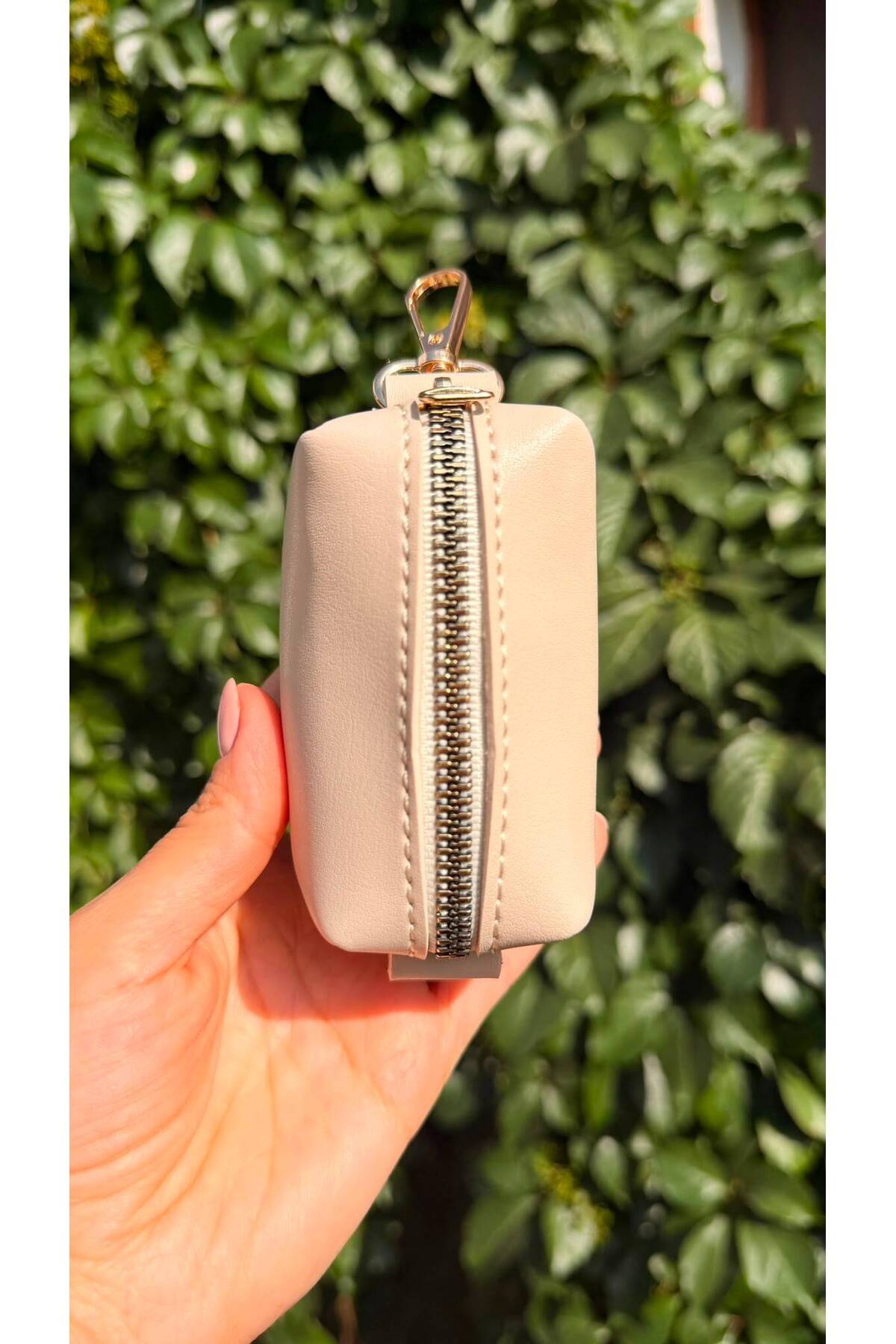 ATÖLYE ZÜMRA Vegan Deri Mini Charmlı Organizer Çanta, Fermuarlı Çok Amaçlı Düzenleyici görsel 2