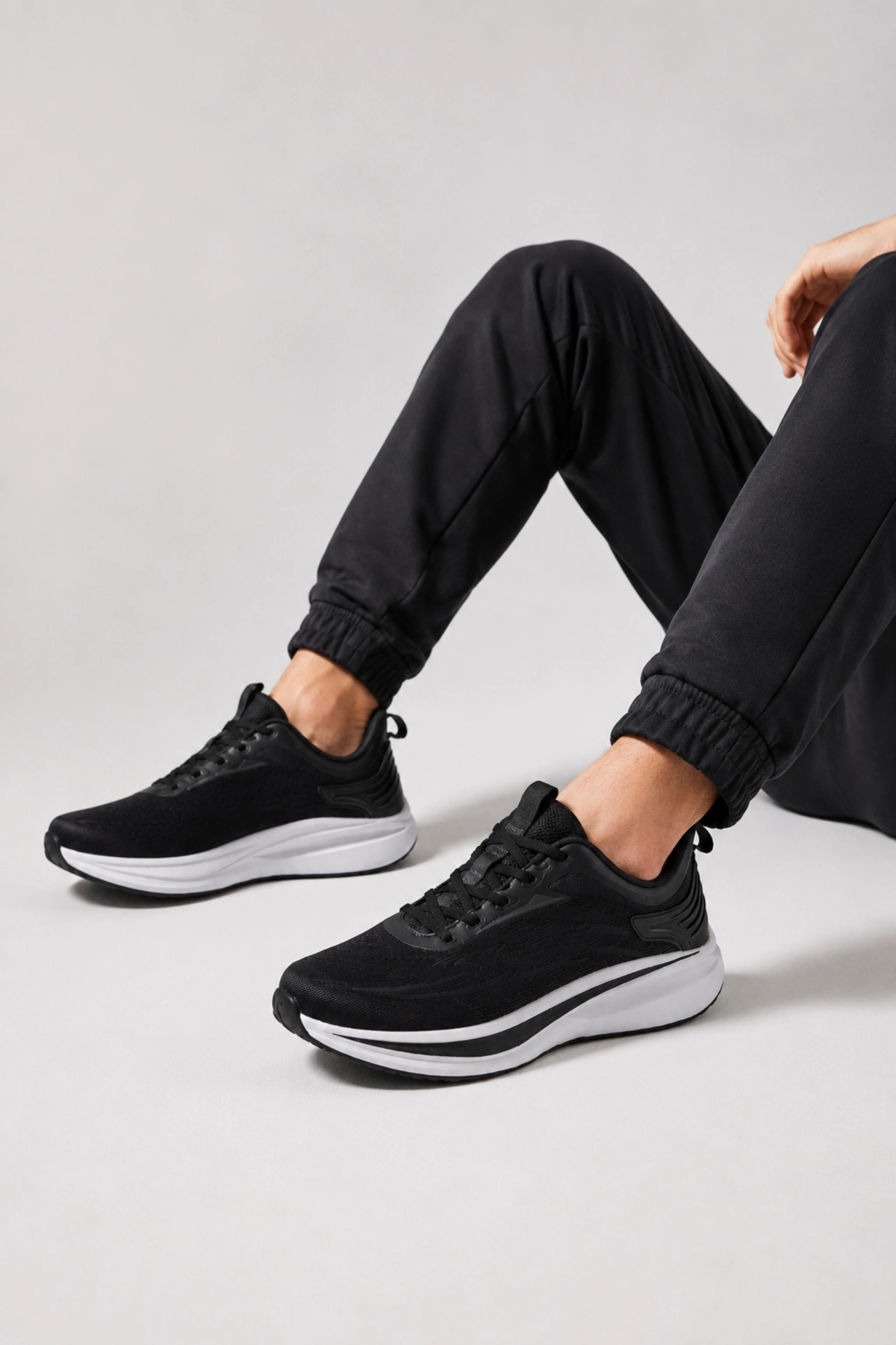 Zephyr Erkek Günlük Spor Ayakkabı – Hafif ve Konforlu Yürüyüş Sneaker - Siyah — رنگارنگ — تصویر 2 از 3