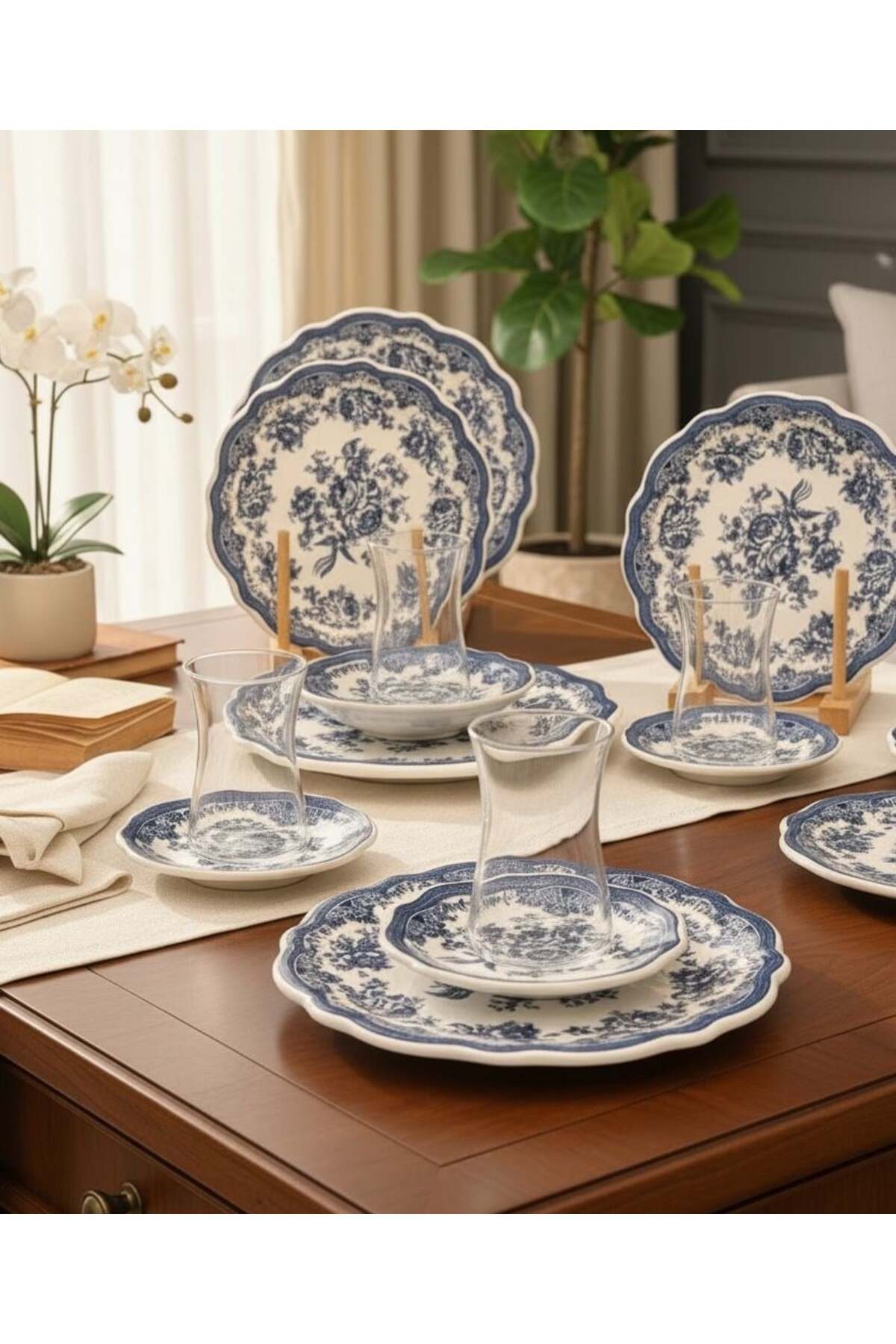 18 Pieces Vintage Blue Cake Tea Set