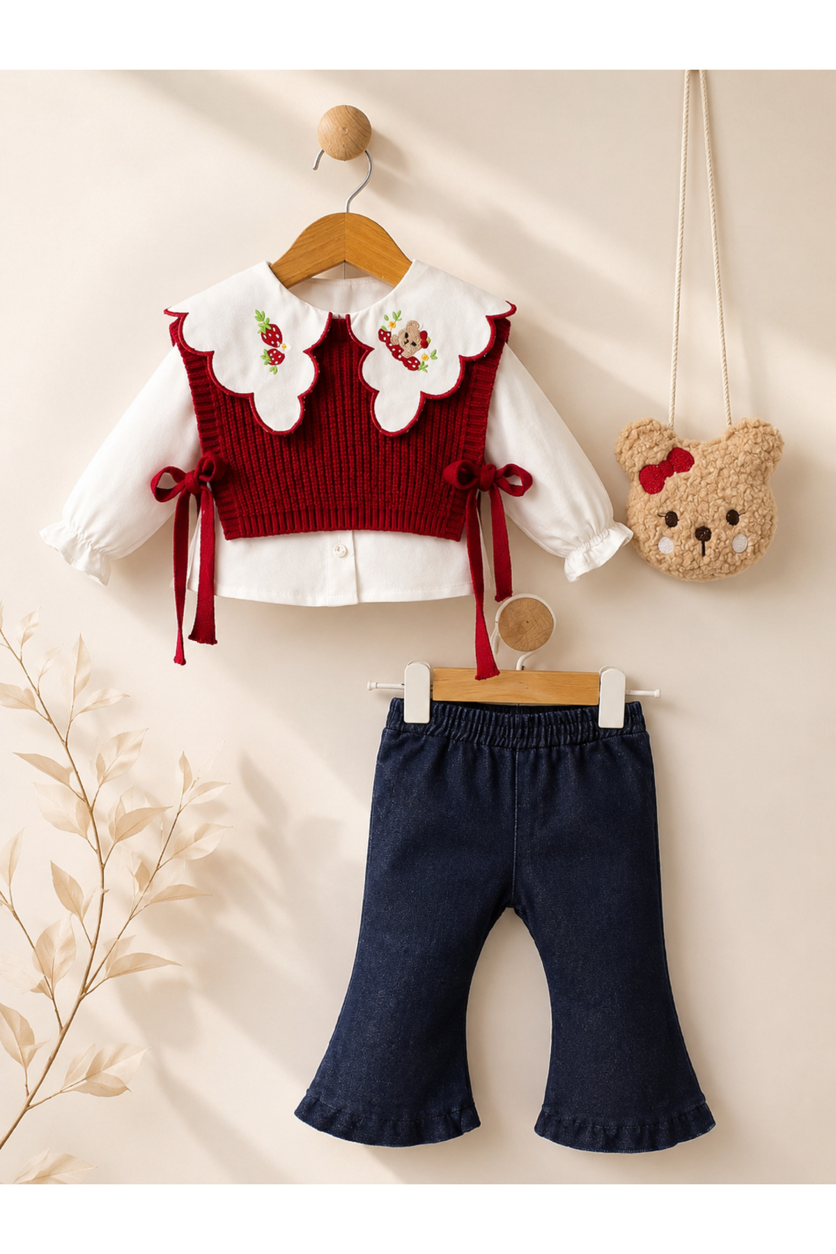 LİLİYUM Girl's Strawberry Teddy Bear Embroidered 4-Piece Set Knitwear Sweater Shirt Pants Bag