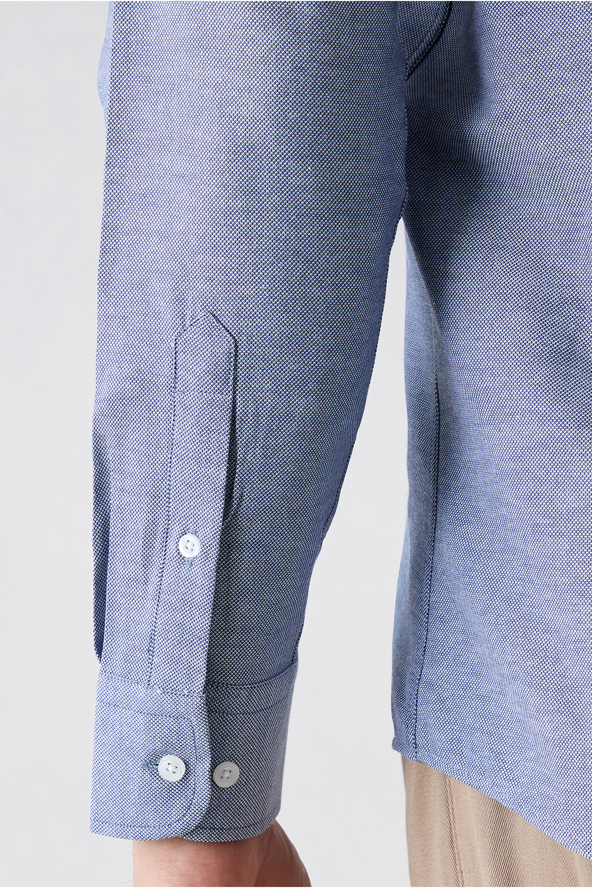 Kiğılı Uzun Kol Slim Fit Düğmeli Yaka Pamuklu Kolay Ütülenebilir 4 Mevsim Oxford Gömlek görsel 4