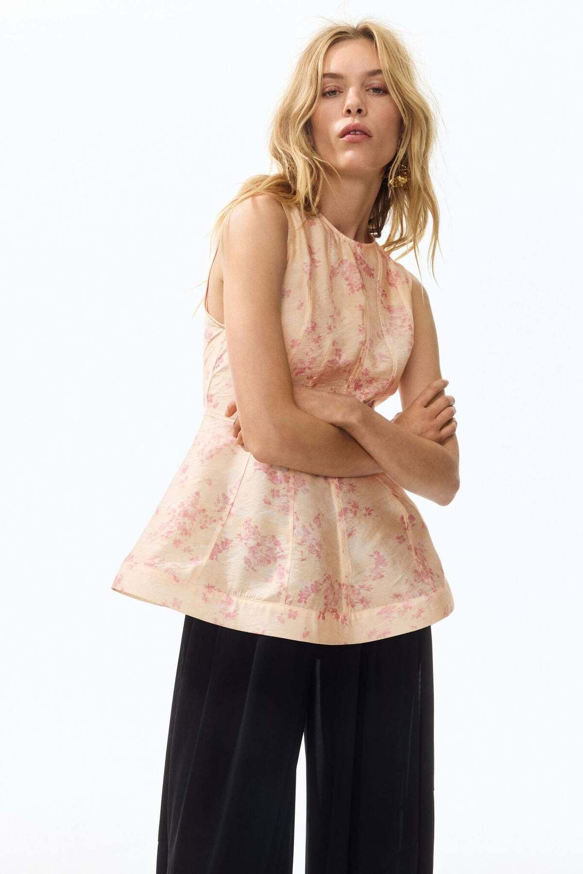 H&M Sleeveless peplum top