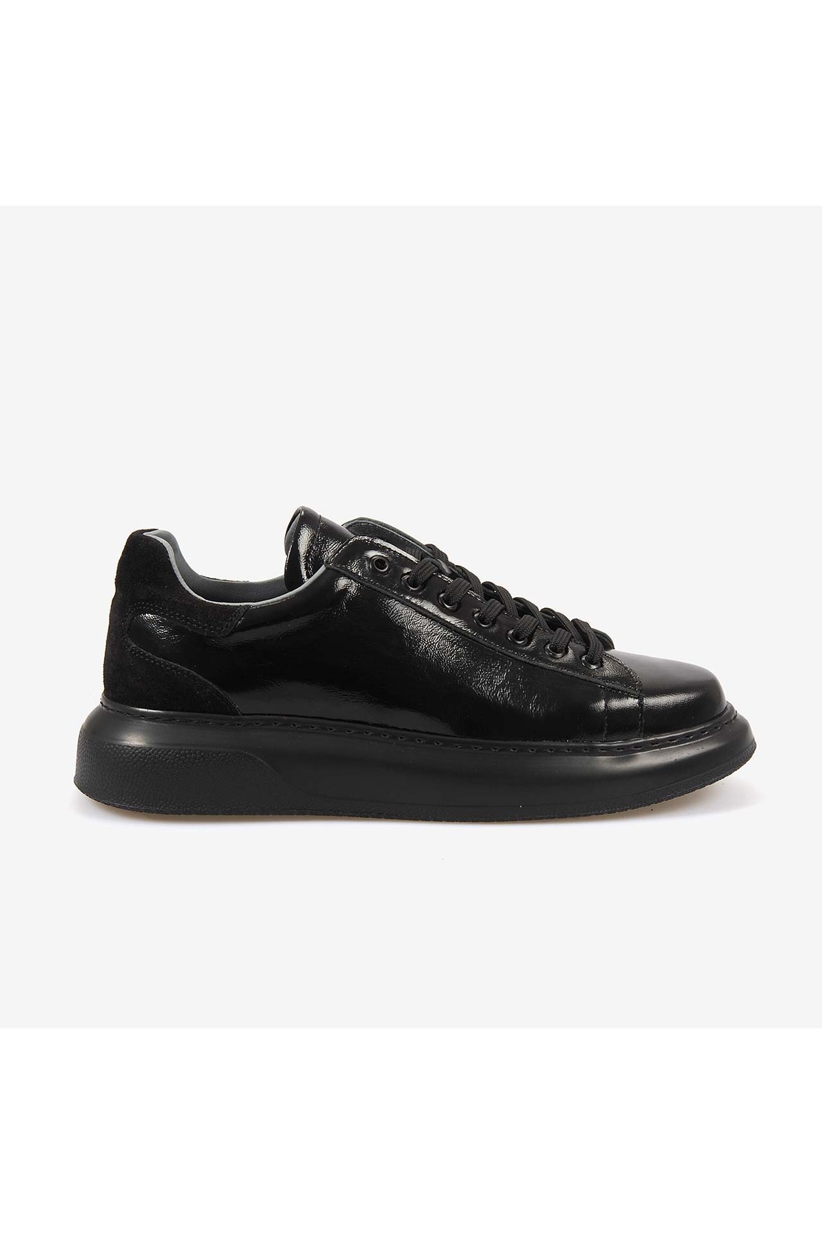 Men's Sports & Sneakers A13301