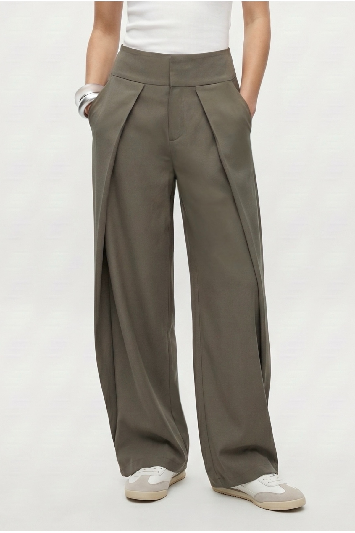 Women's Arthur Pliers Khaki Woven Trousers