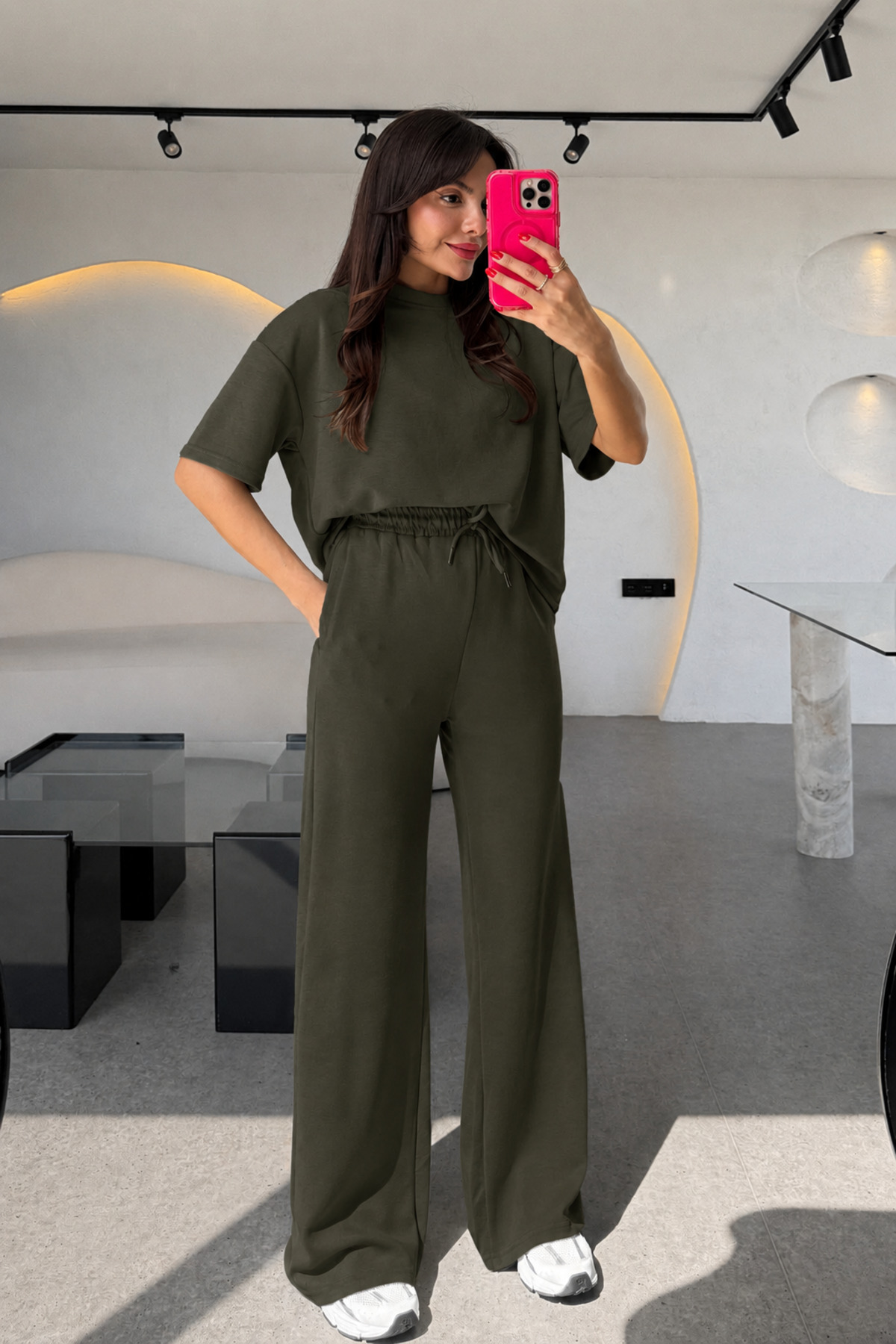 Women's Trend Model Summer Bottom Top Set