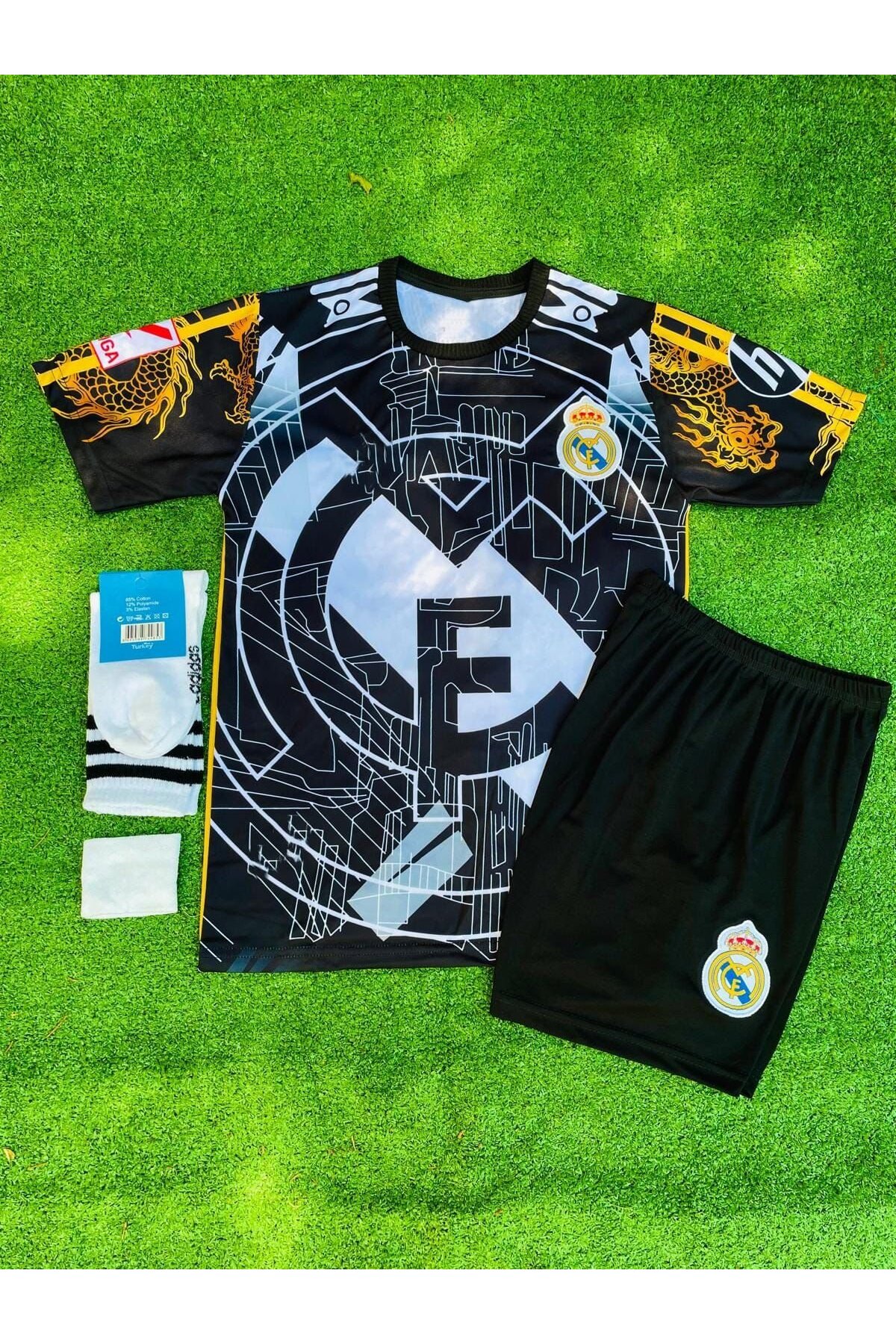 Alaturka Mix R.Madridd 2024/25 Yeni Sezon Kylian Mbappe Konsept