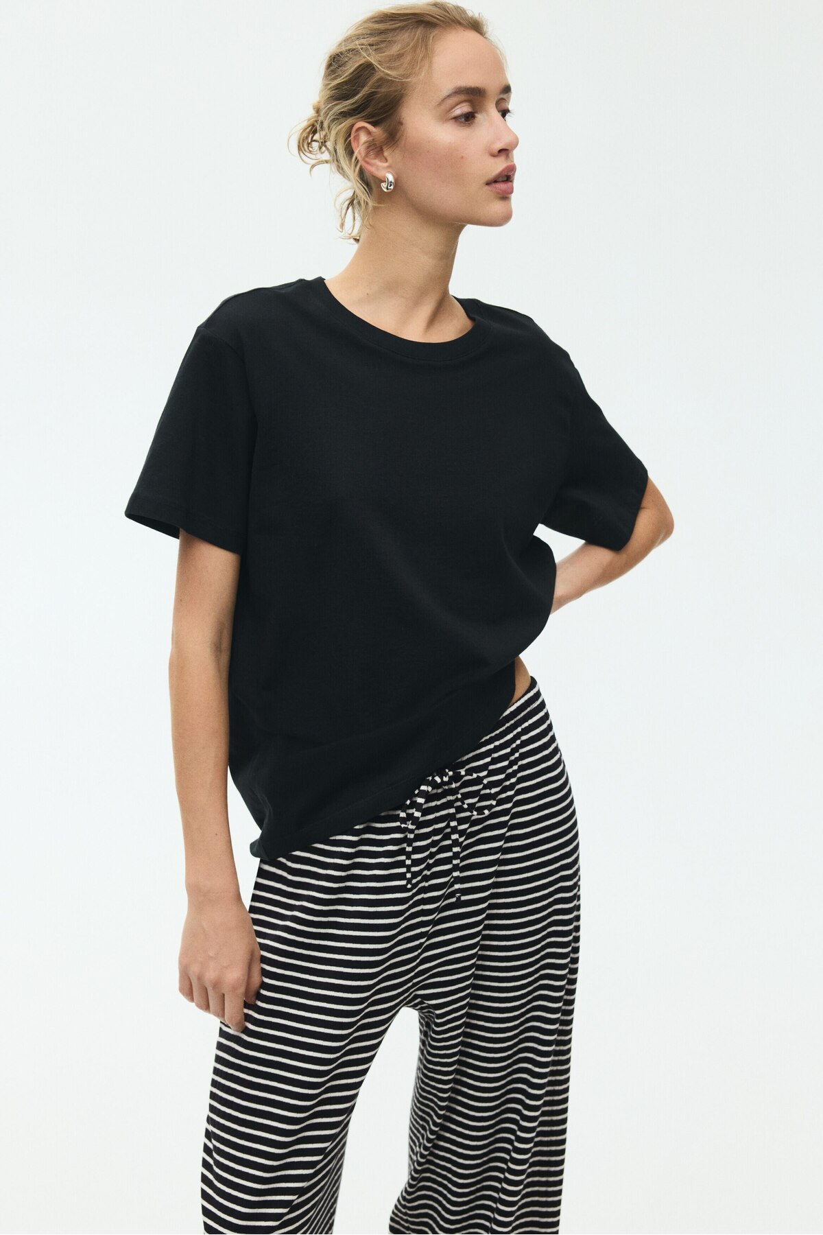 H&M Ribanalı ve Büzgü Bağlı Pantolon görsel 2