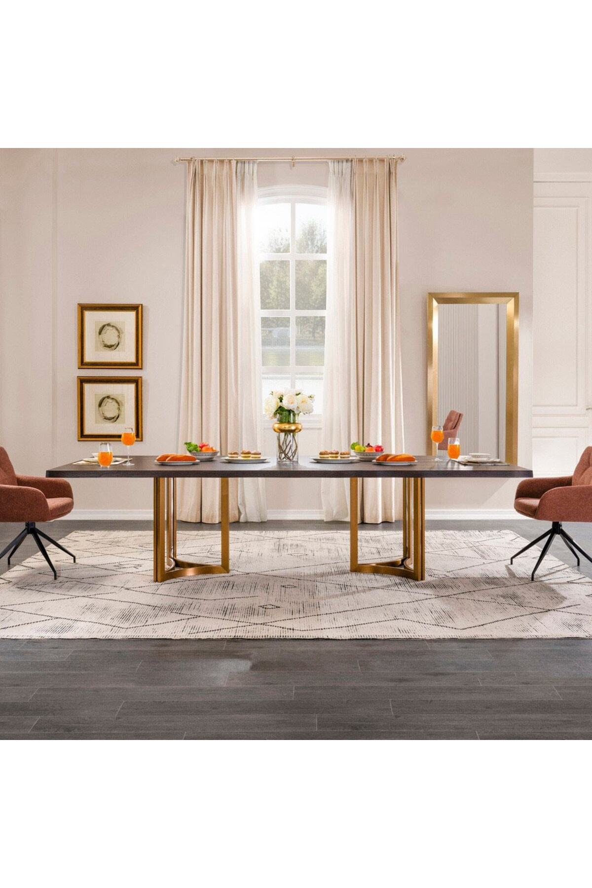 【IDEE】ＭＡＴＩＮ　ＤＩＮＩＮＧ　ＴＡＢＬＥ Dinner Table Models & Prices - 2026