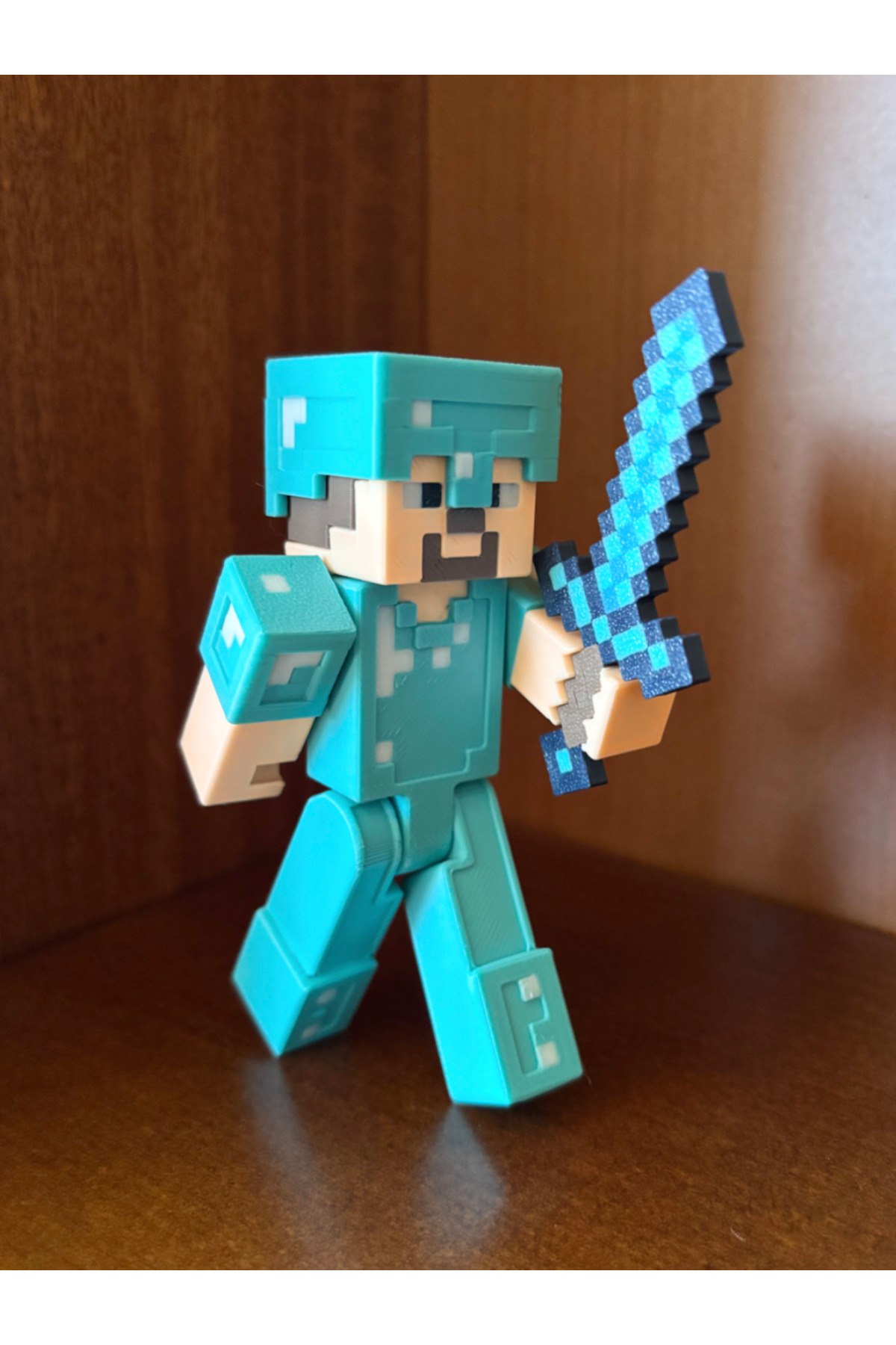 ArtiFex Hobi Minecraft Steve Elmas Zırhlı Figürü 3D Baskı