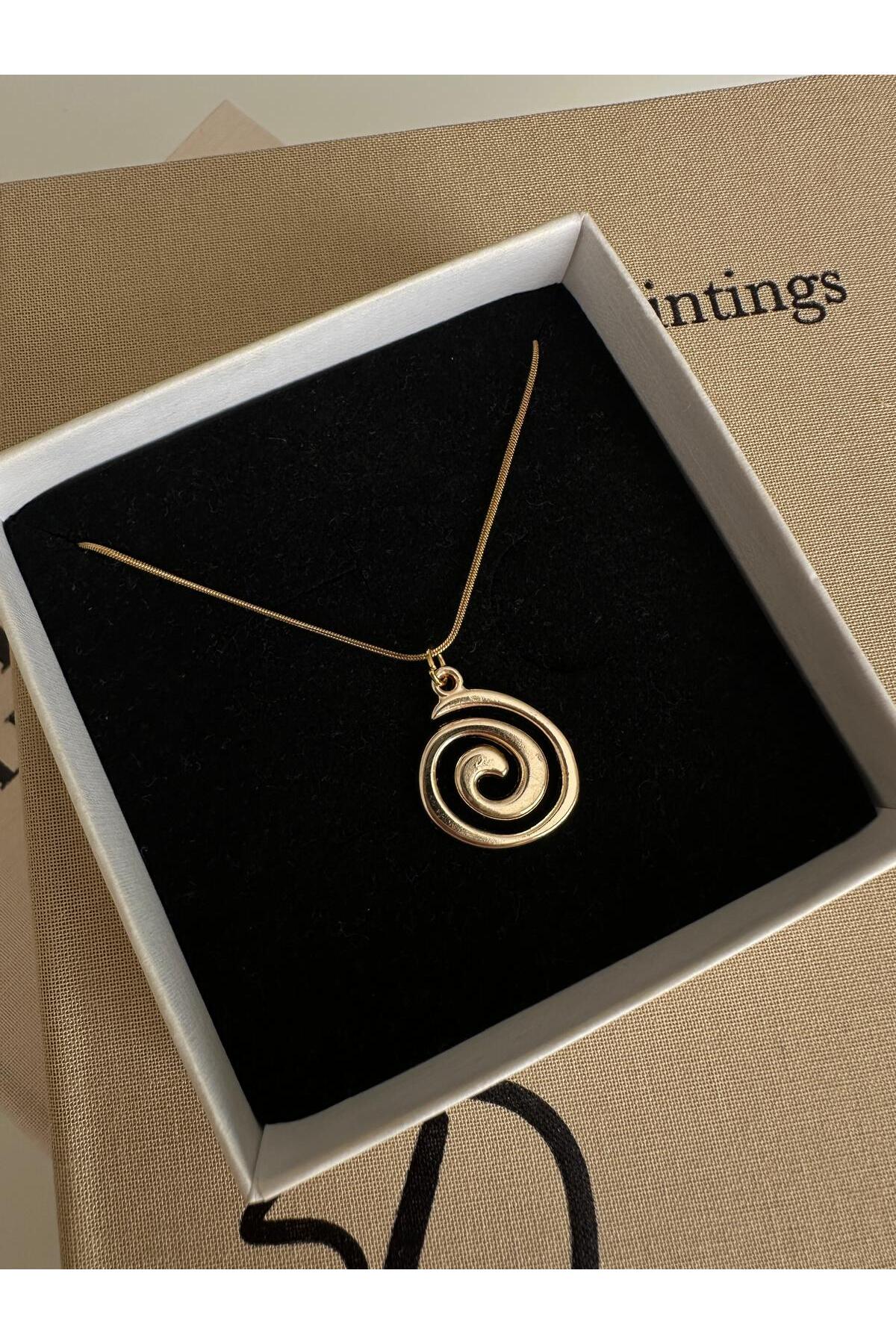 Spiral Charm Çelik Zincirli Gold Kadın Kolye (45 Cm) - Detay Görseli 2