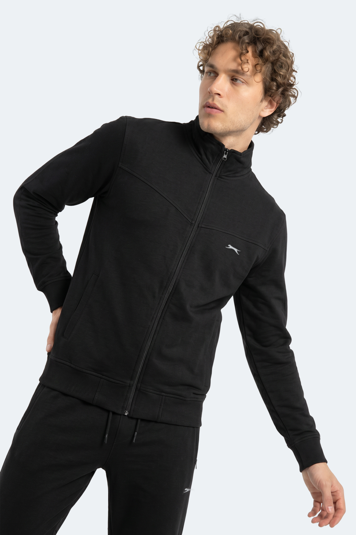 Slazenger BOOST GEAR Erkek Fermuarlı Dik Yaka Cepli Siyah Eşofman Takımı görsel 5
