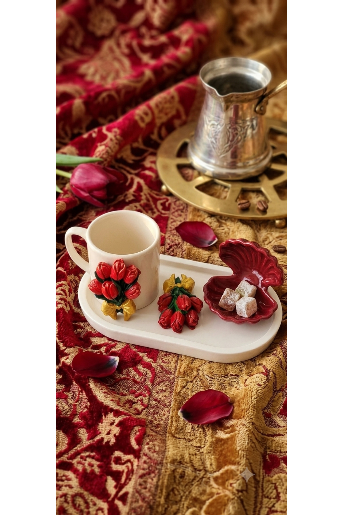 Dekor köşesi 3D Handmade Coffee Cup and Oyster Presentation Set with Red Tulip Bouquet Design