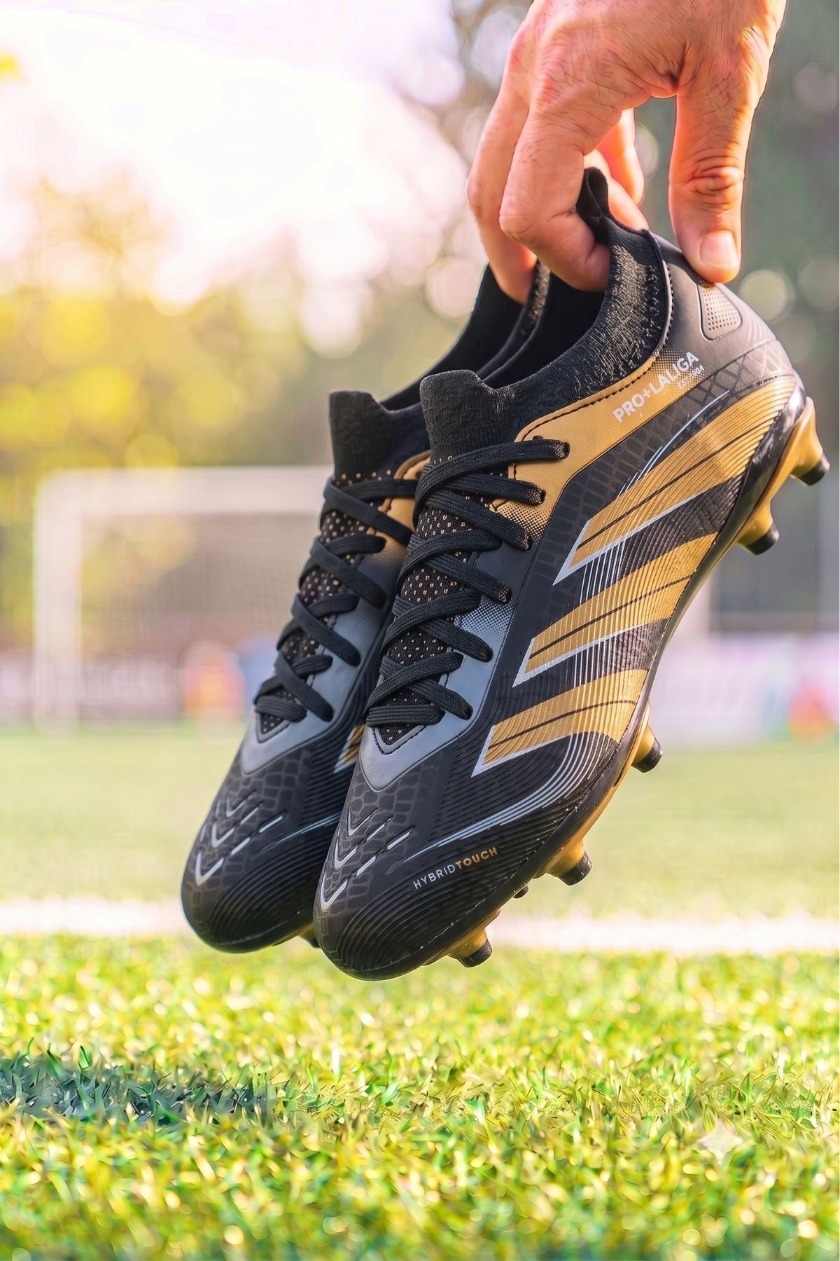 AİRBOOM Pro+Laliga Çoraplı Halı Saha Ve Çim Zemin Kramponu Unisex