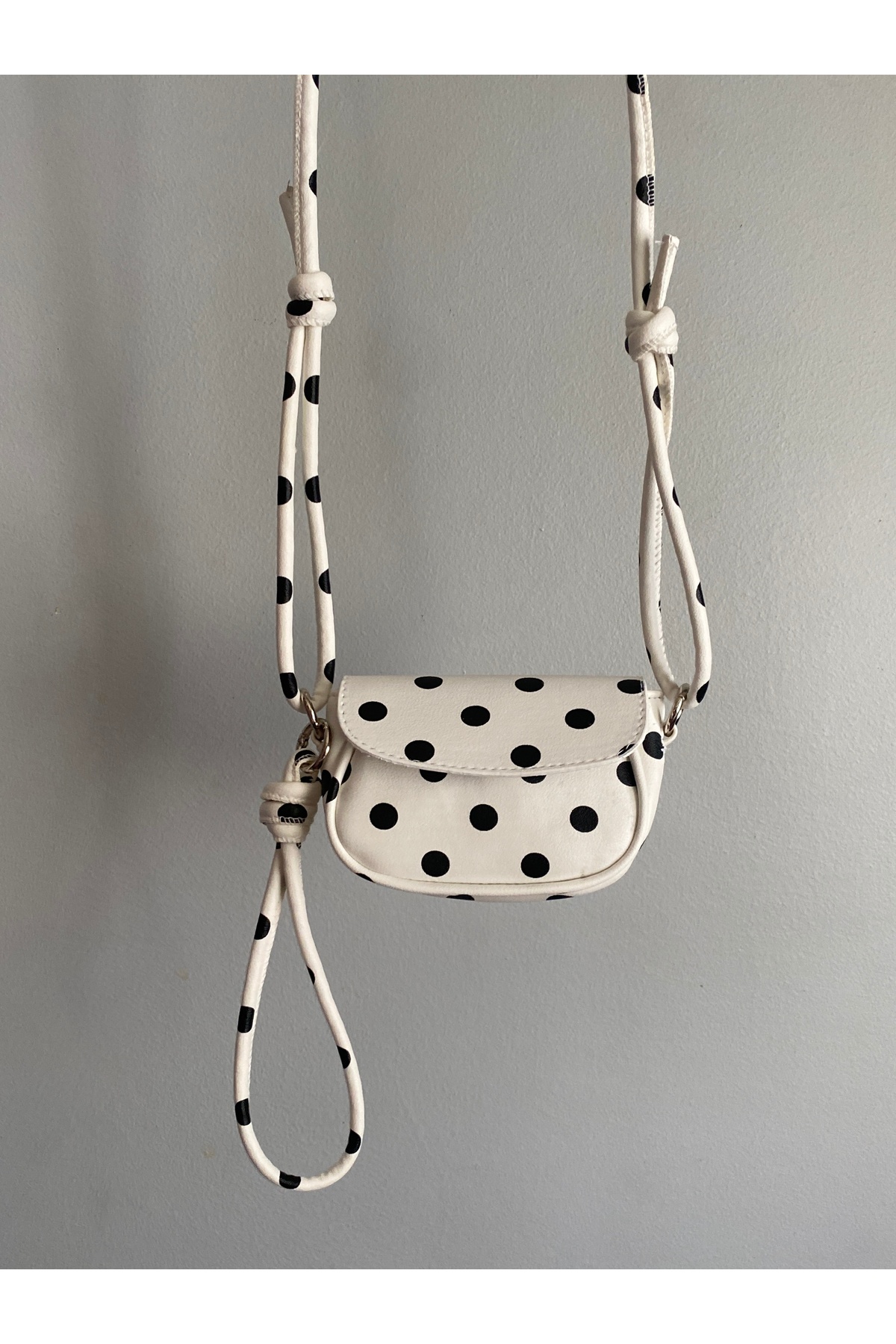 White with Polka Dots WOLE Modern Women's Wristlet and Crossbody Bag - 11 x 15 cm görünüm 2
