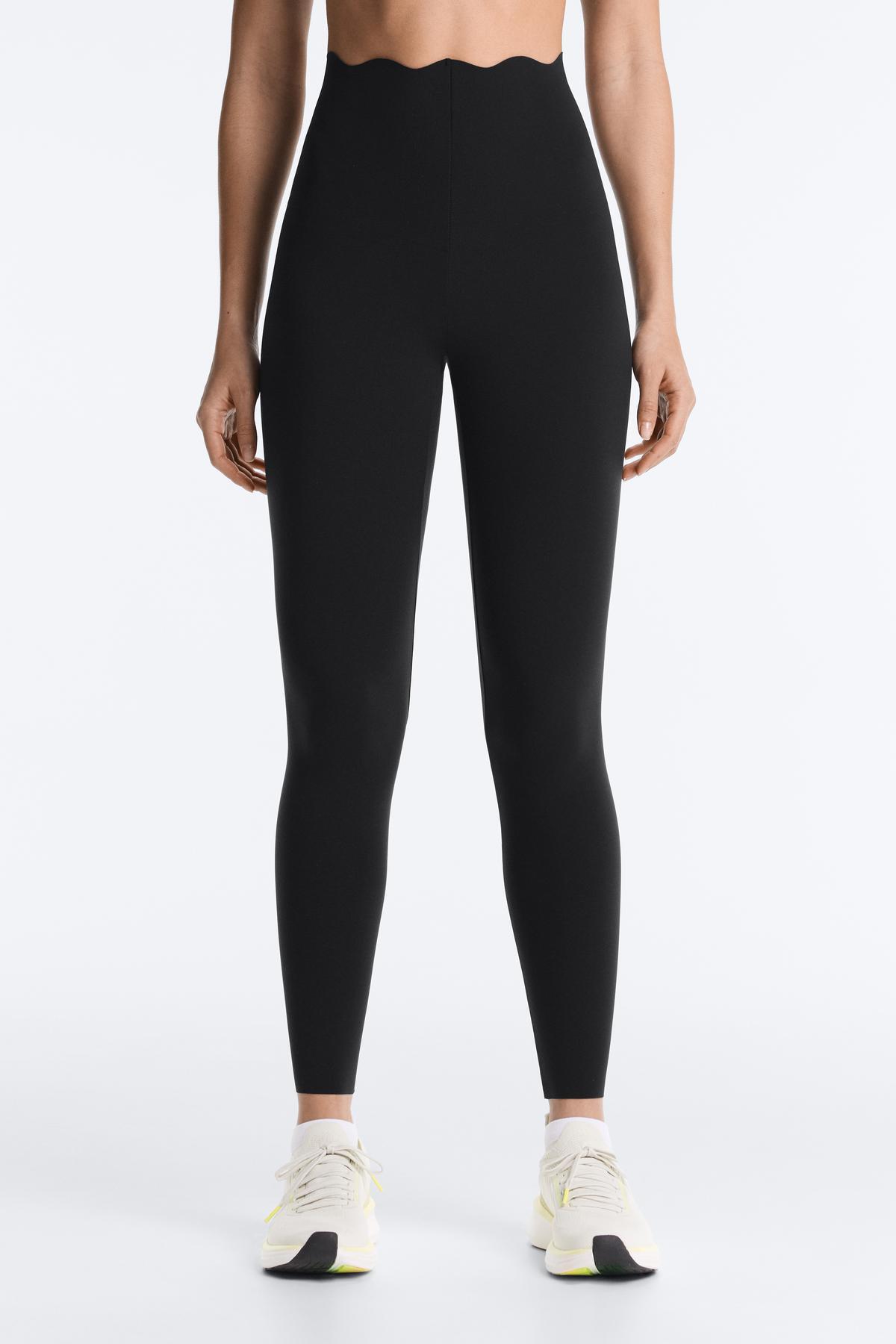 Oysho High rise Compressive core control bilek hizasında tayt