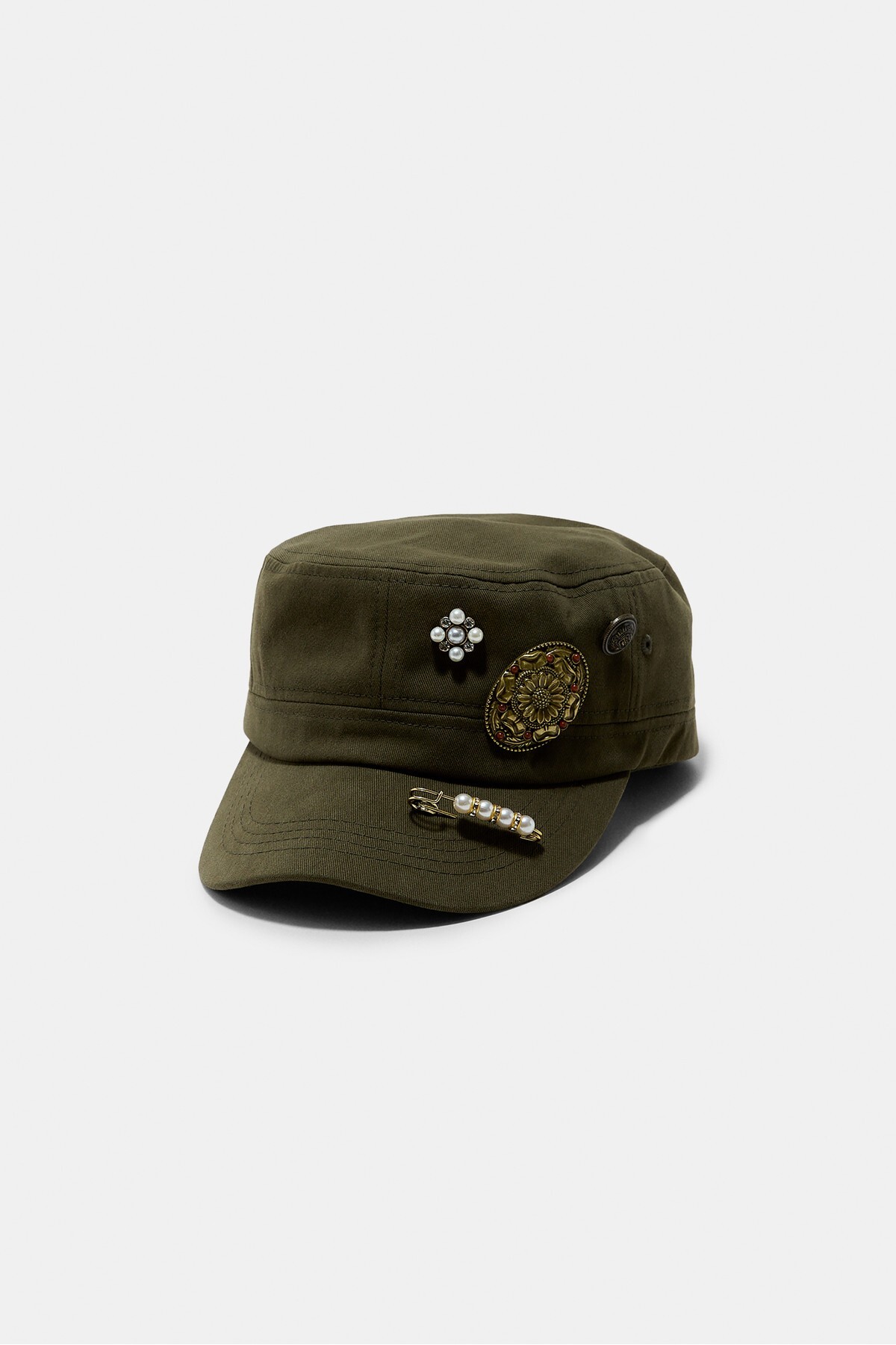 Stradivarius Boncuklu militer şapka görsel 3