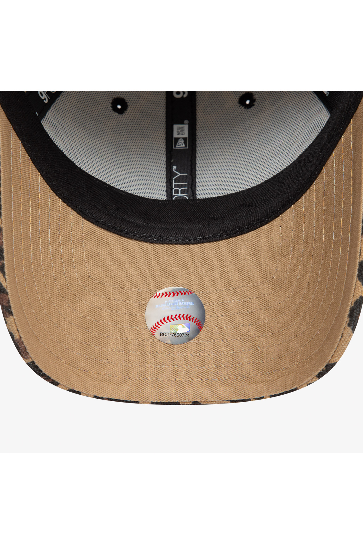 NEW ERA MLB NY YANKEES Leopar Unisex Şapka görsel 5