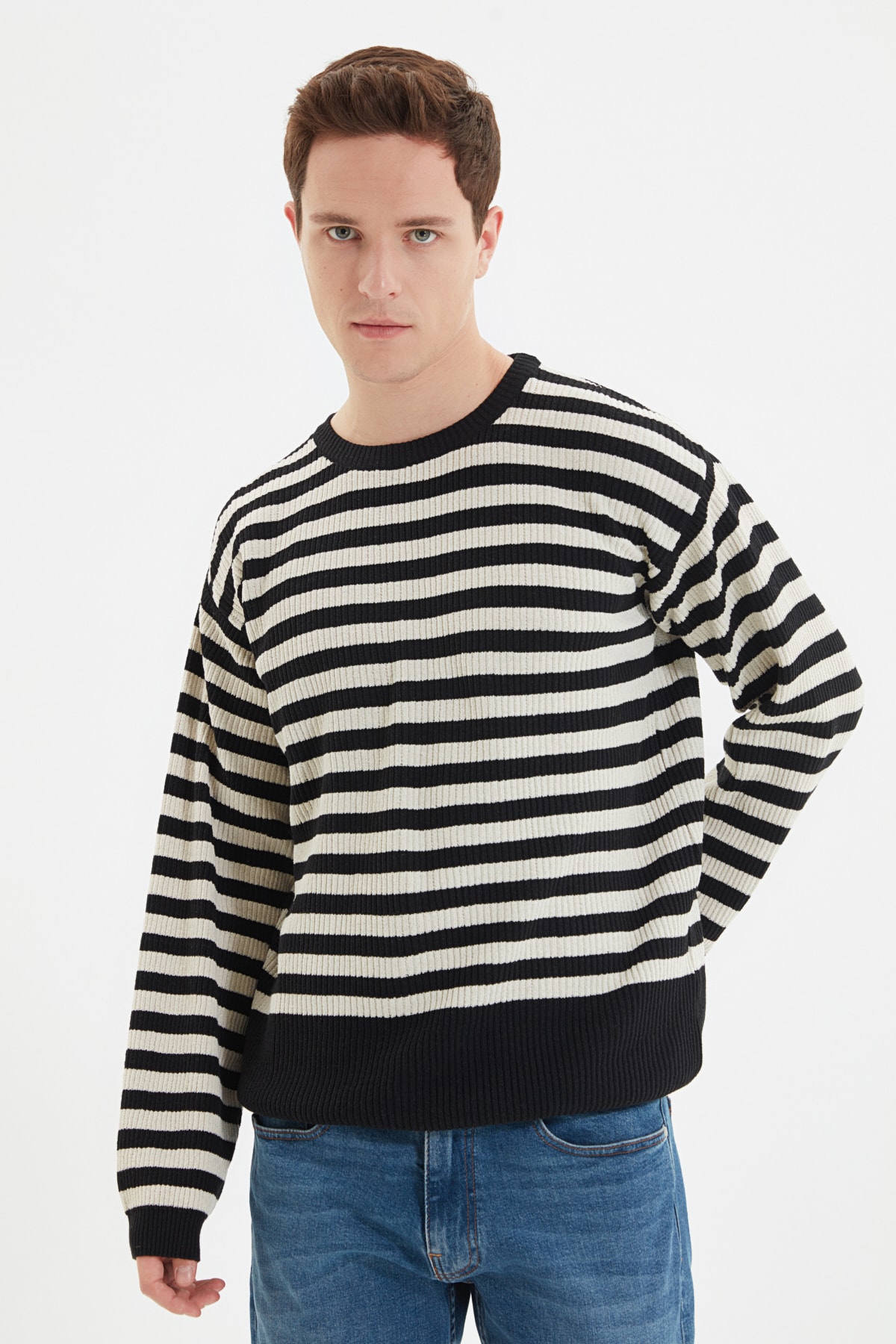 Trendyol Collection Sweater - Black - Oversize