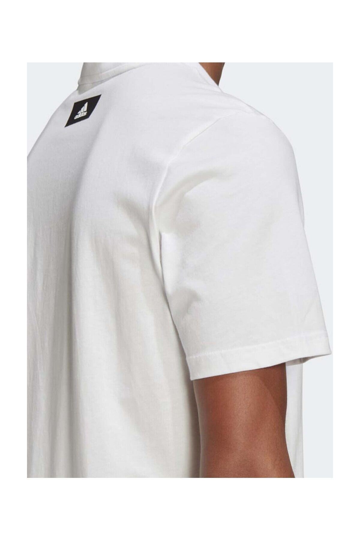 adidas Sportswear Logo Erkek Beyaz Tişört (GP9506) Fiyatı, Yorumları -  TRENDYOL