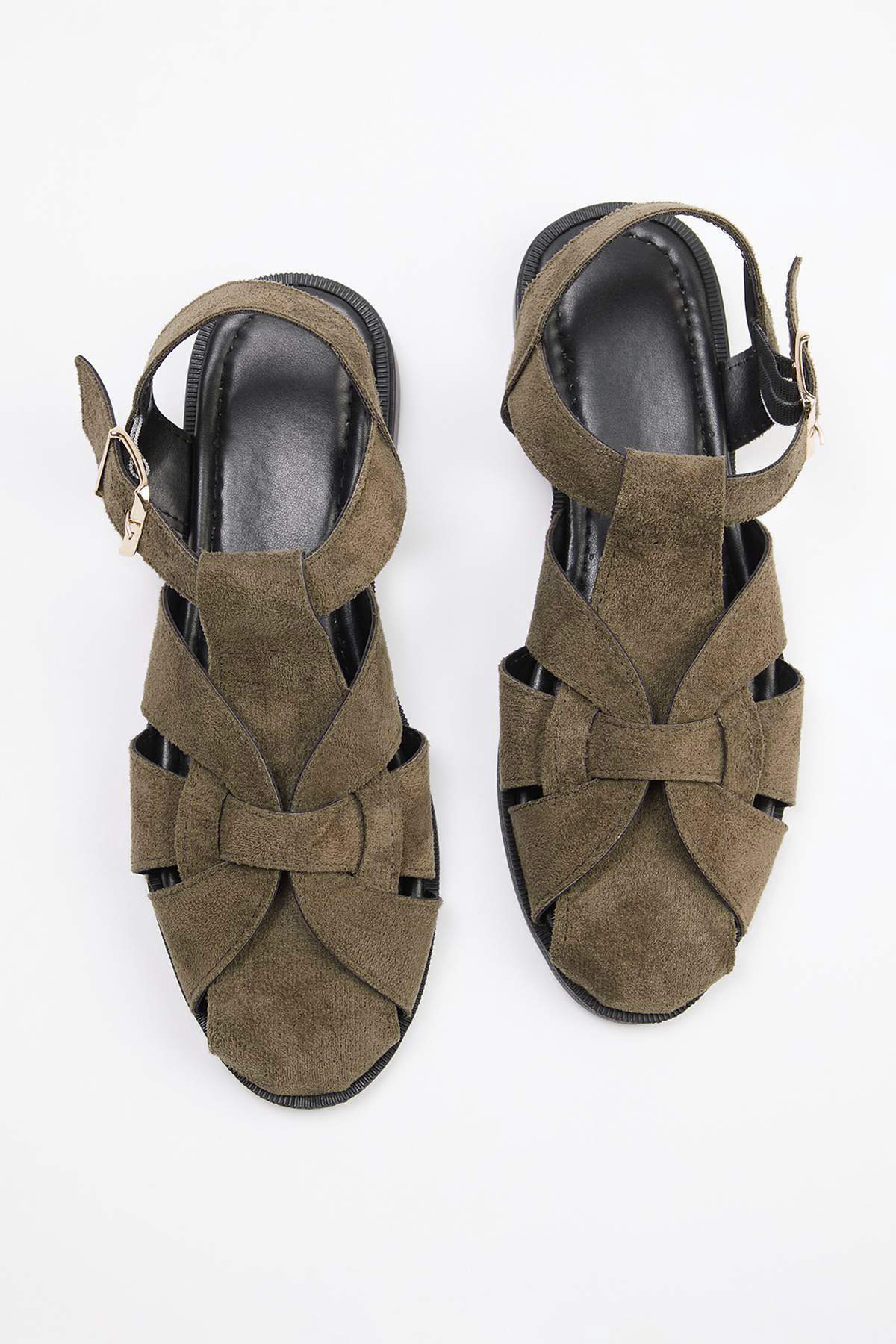 TRENDYOL SHOES Haki Süet Düz Taban Yuvarlak Burun Kadın Sandalet TAKSS25SD00059