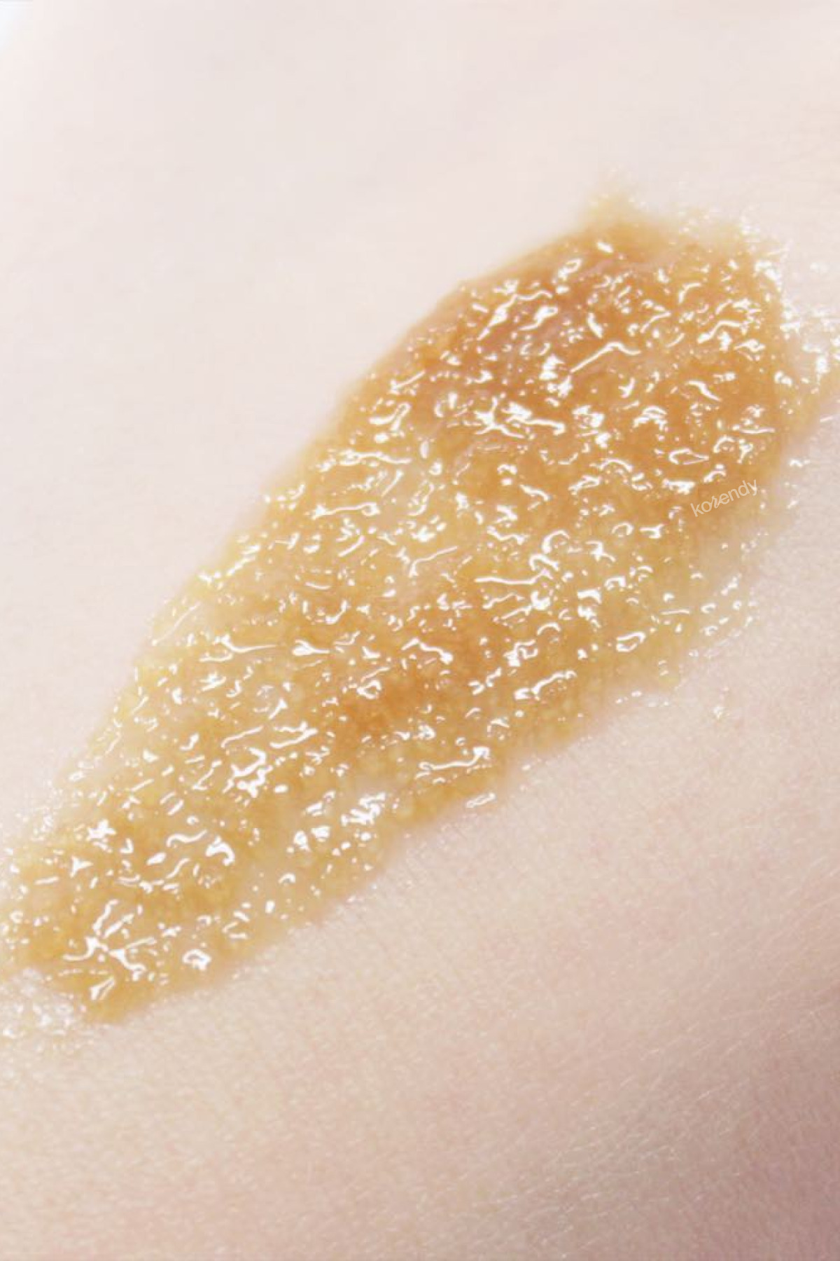 Klairs Gentle Black Sugar Facial Polish Scrub Peeling - Siyah Şekerli Mekanik Peeling 110gr — KRNDY0154 — تصویر 2 از 4