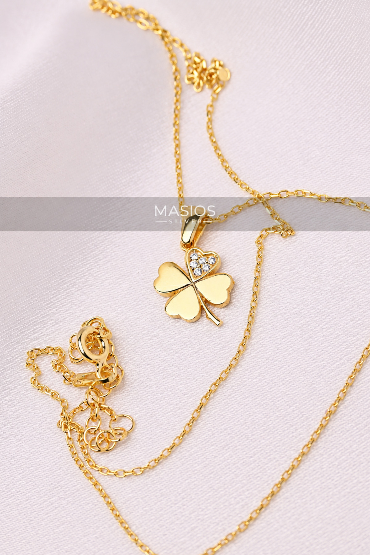 Masios Silver Zirkon Taşlı Gold Renk 4 Yapraklı Yonca Model 925 Ayar Gümüş Kolye görsel 6
