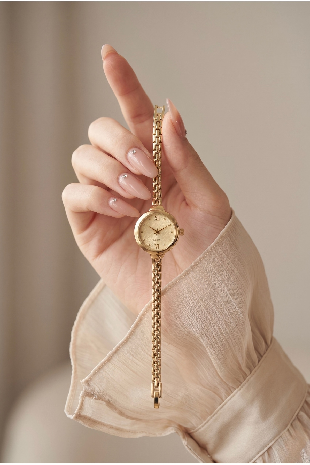 KLISHE Butik Pinterest Kadın Çelik Saat Minimal Gold Renk Vintage | Old Money Luxury Zarif Şık Kadın Kol Saati | Premium Çelik Kadın Saat 2026